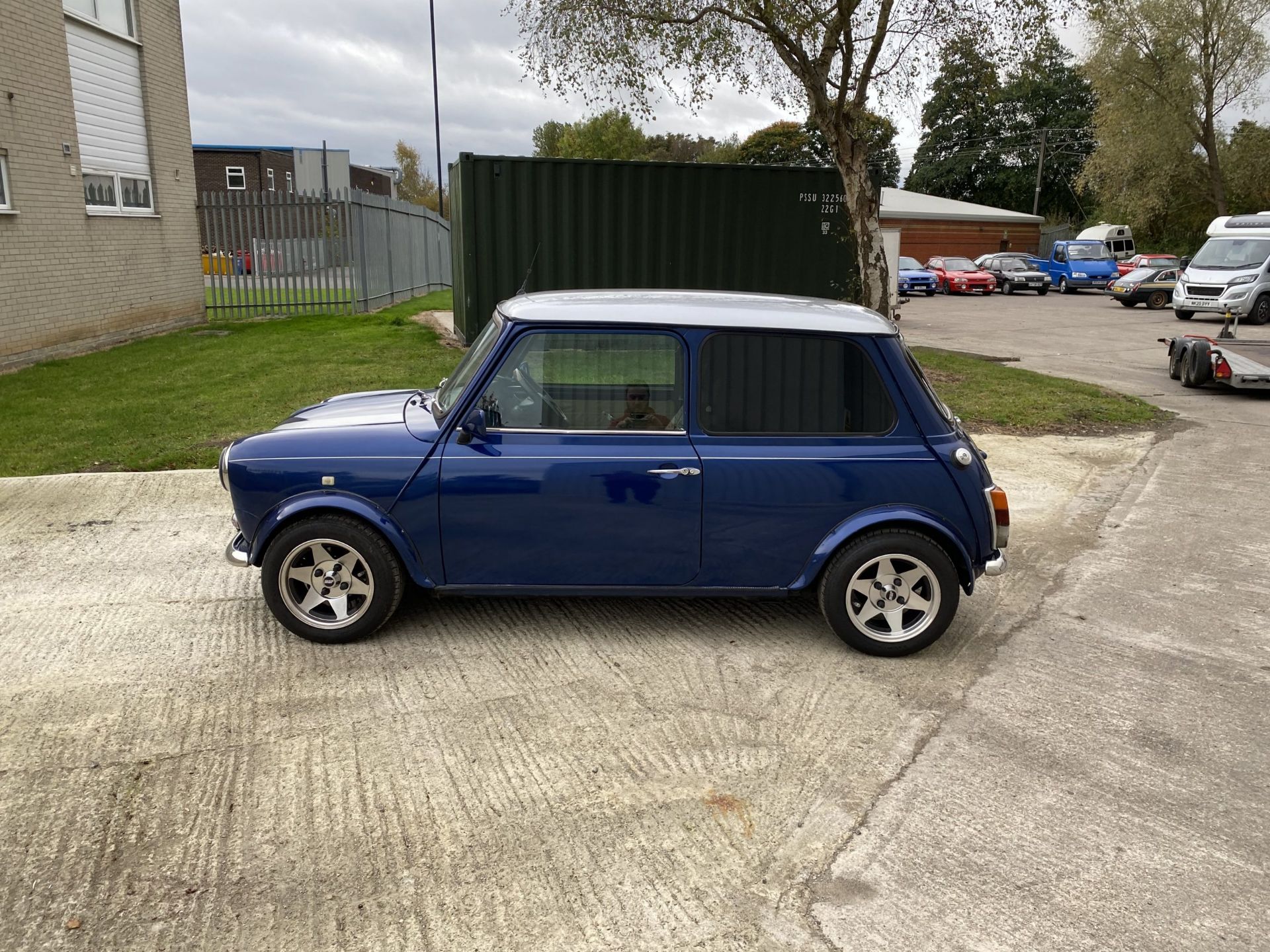 Rover Mini 1.3 Mayfair - Image 7 of 39