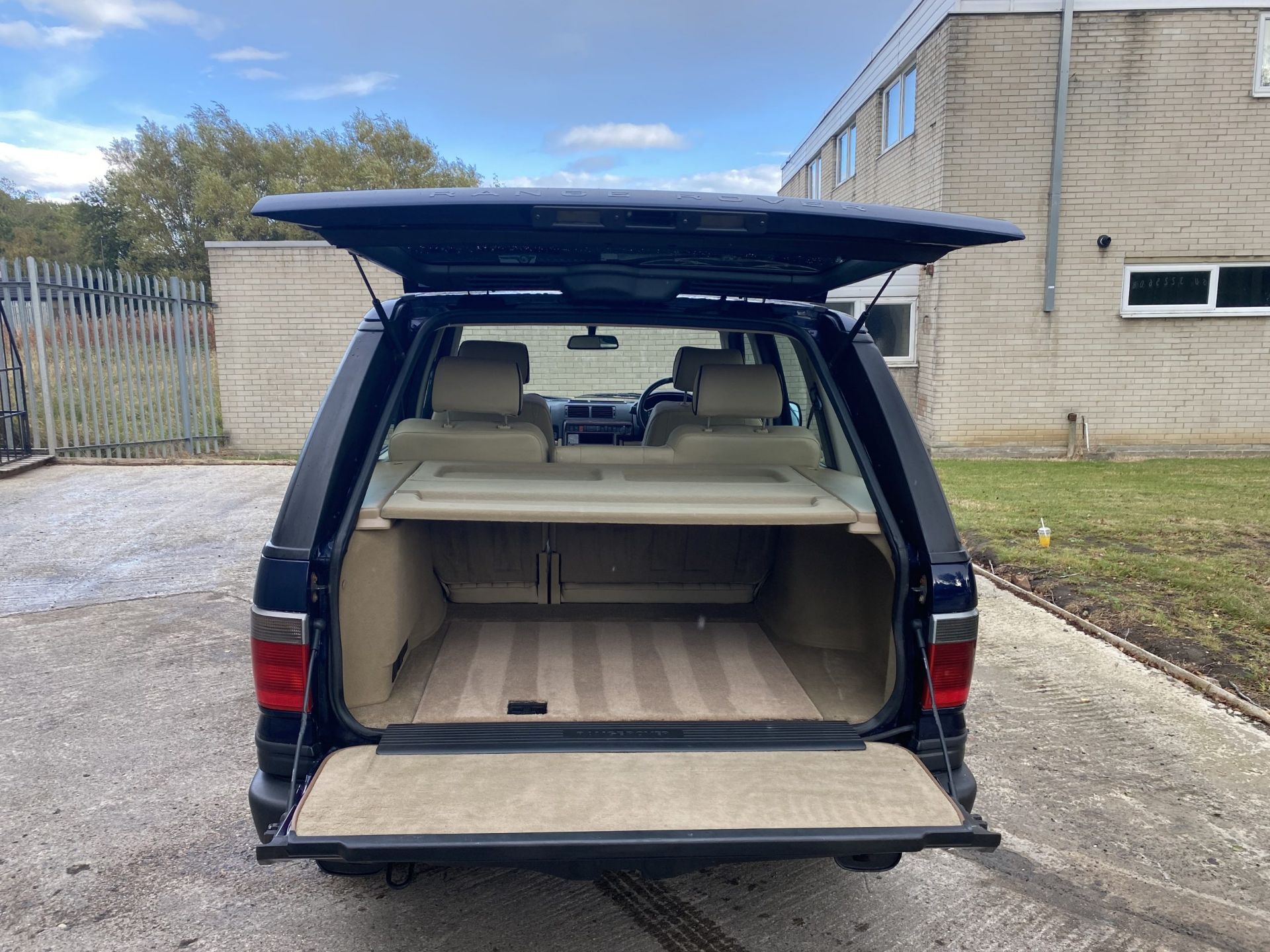 Land Rover Range Rover P38 - Image 34 of 40