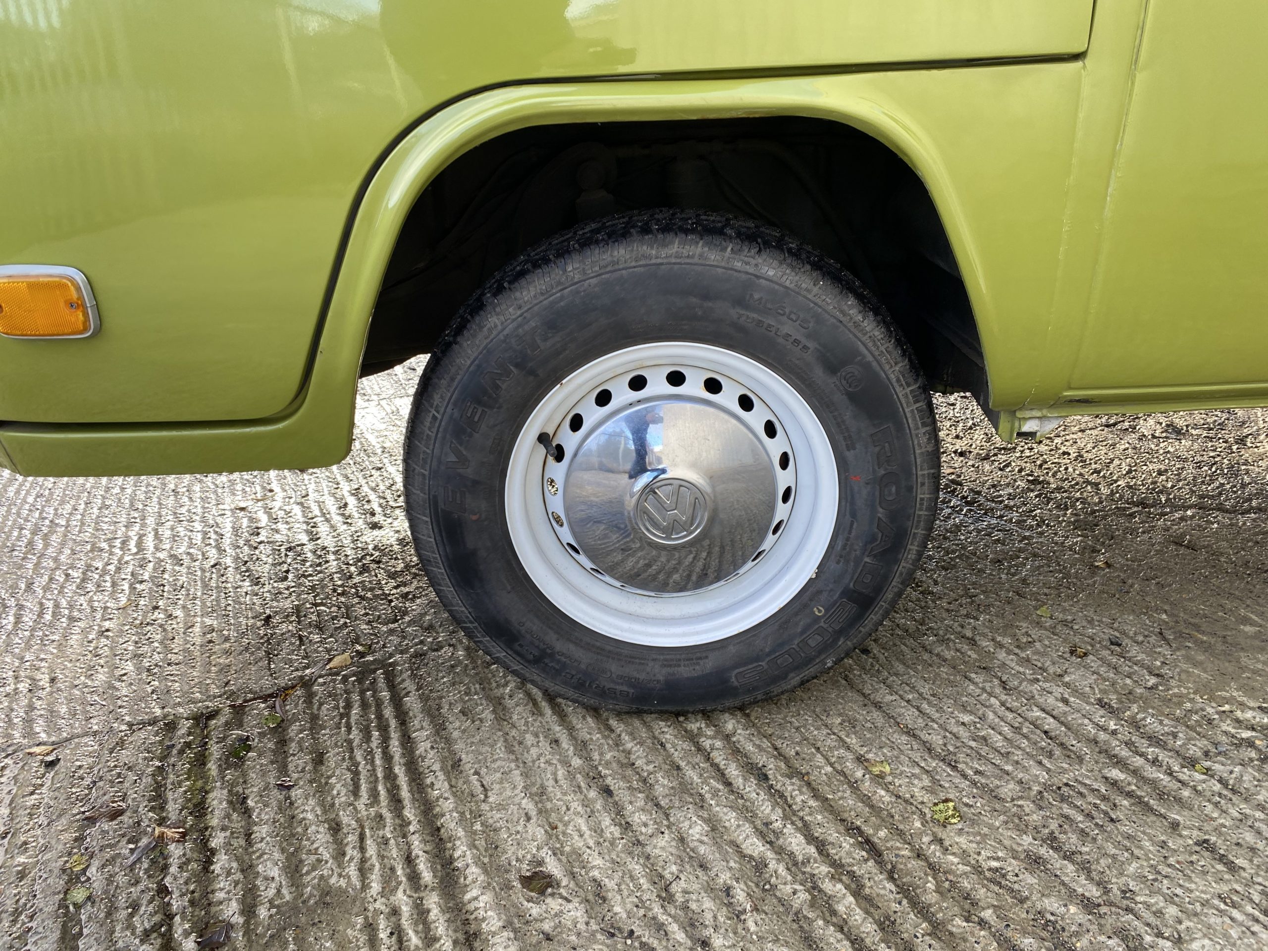 Volkswagen T2 Westfalia Camper - Image 41 of 83