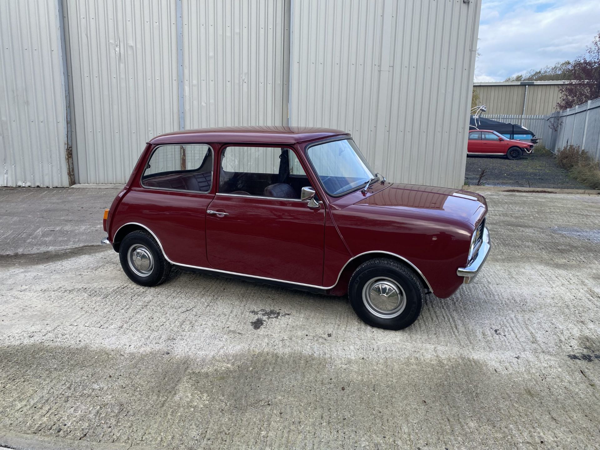 Mini Clubman - Image 2 of 37