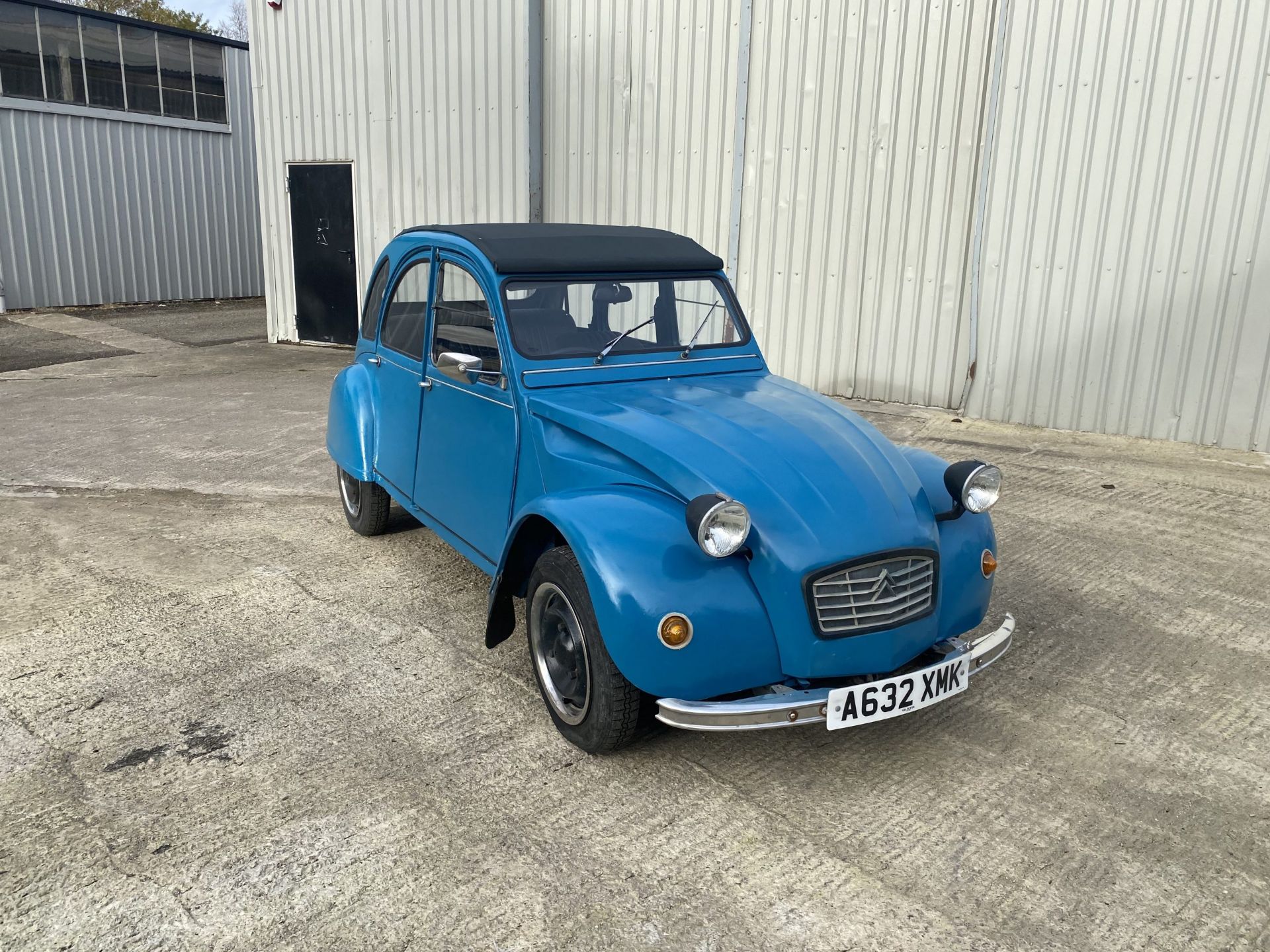 Citroen 2CV - Image 13 of 31