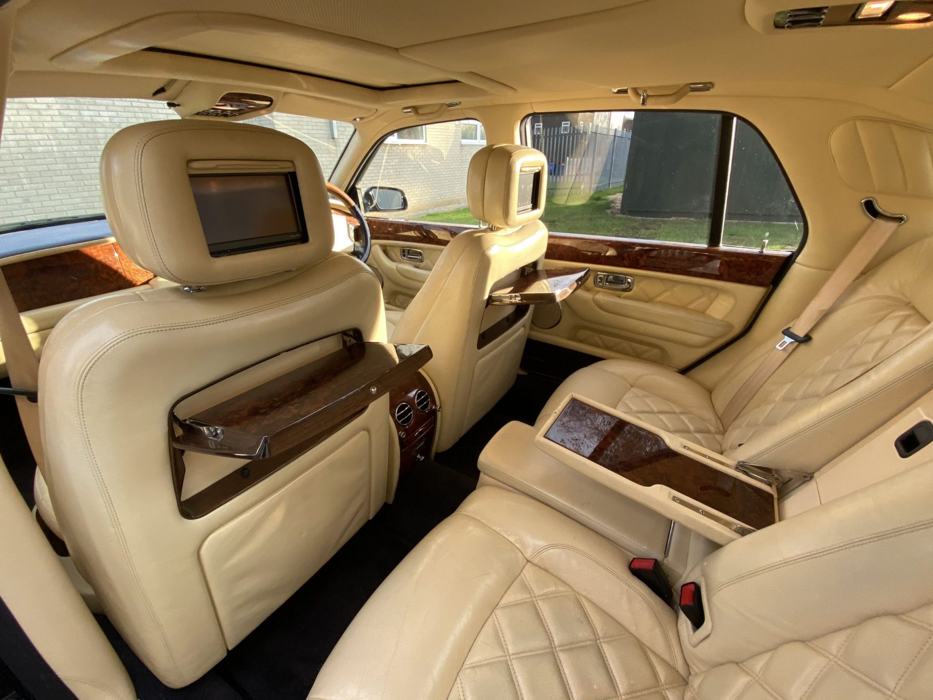 Bentley Arnage T Mulliner - Image 41 of 64