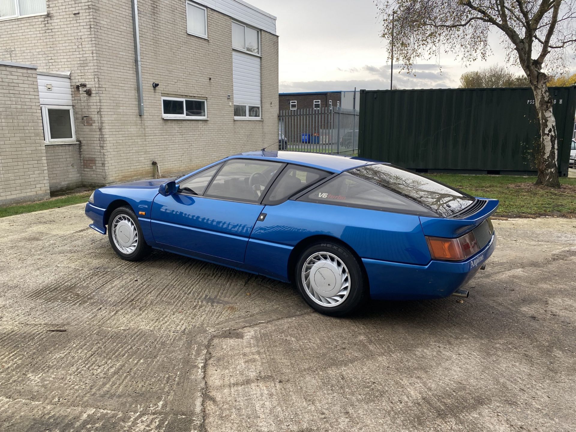 Renault Alpine GTA Turbo - Image 10 of 53