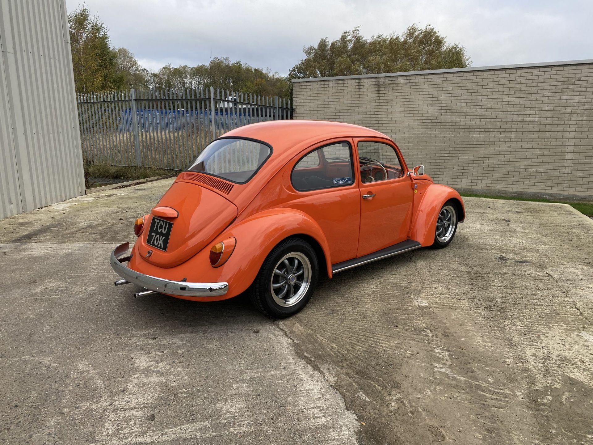 Volkswagen Beetle - Image 2 of 51