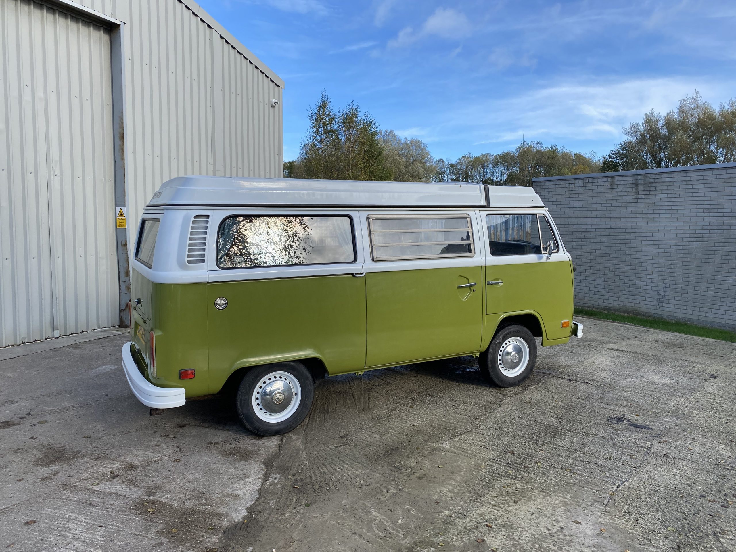 Volkswagen T2 Westfalia Camper - Image 5 of 83