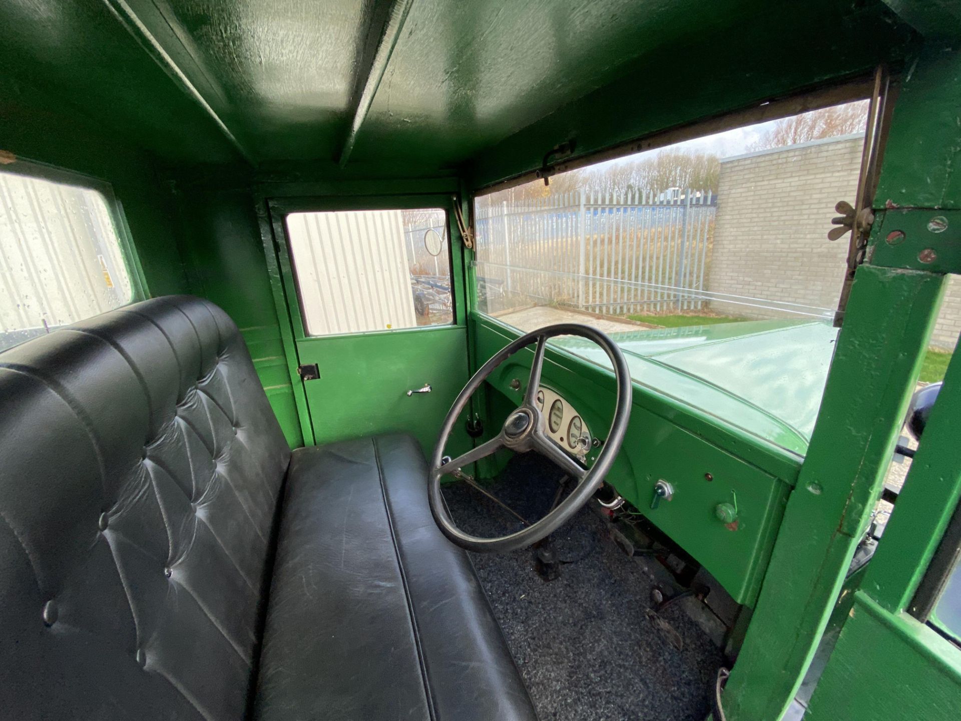 Chevrolet Recovery Truck - Image 27 of 40