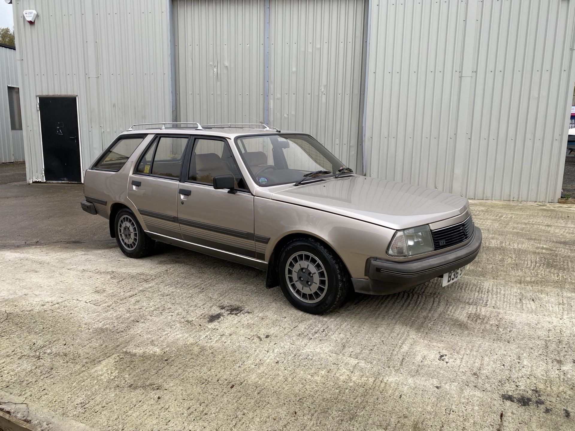 Renault 18 Estate GTX