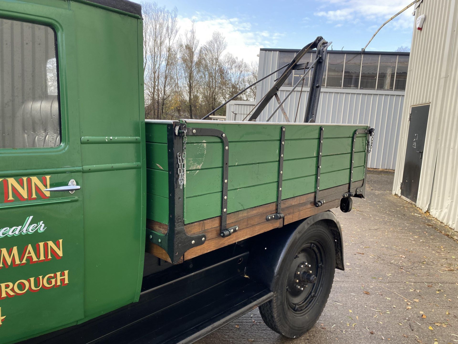 Chevrolet Recovery Truck - Image 23 of 40