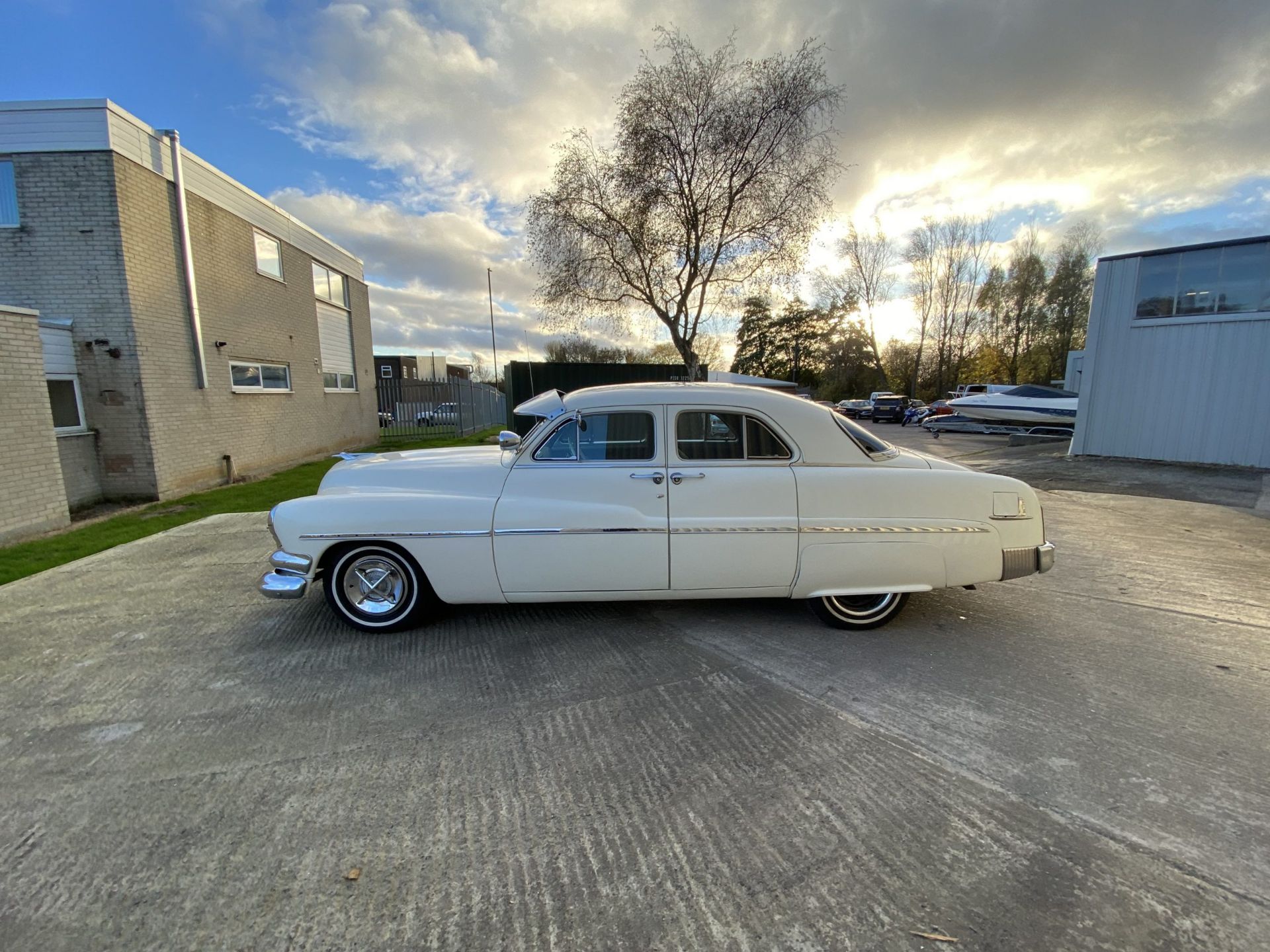 Mercury Sedan - Image 12 of 58