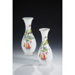 Paar Vasen mit Fuchsien