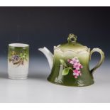 Teekanne und Vase