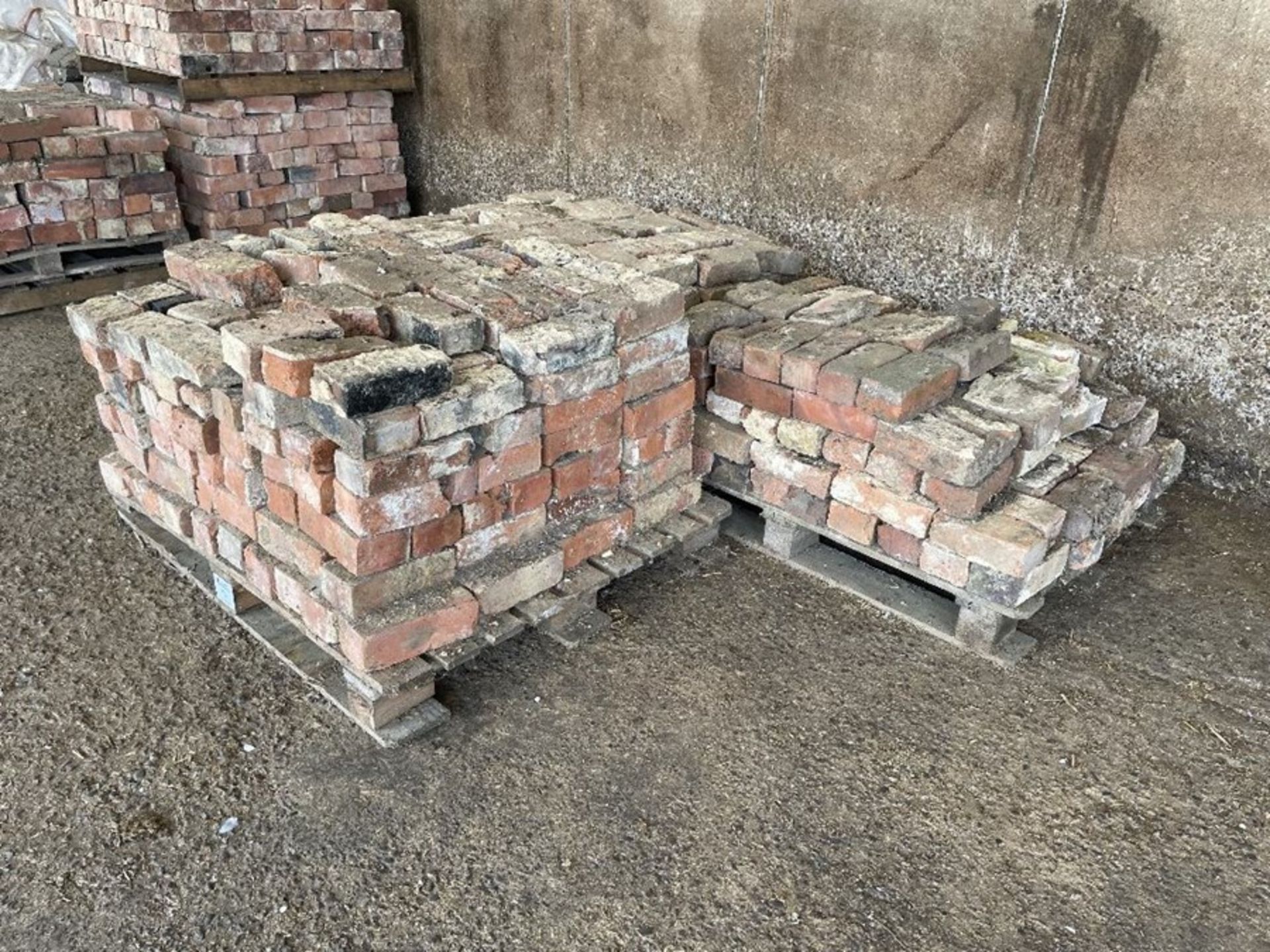 3 x Pallets red bricks - Image 3 of 3