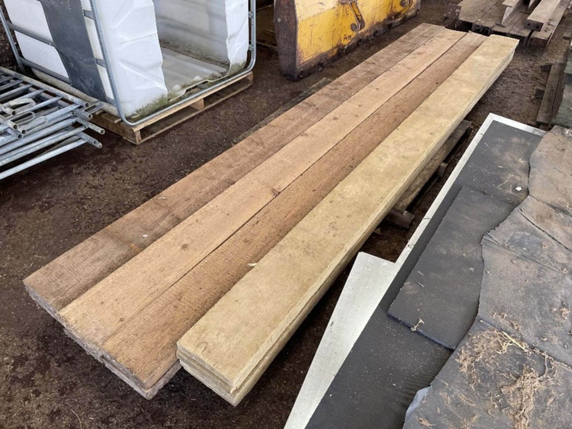 10 x Timber scaffold boards - Image 2 of 3