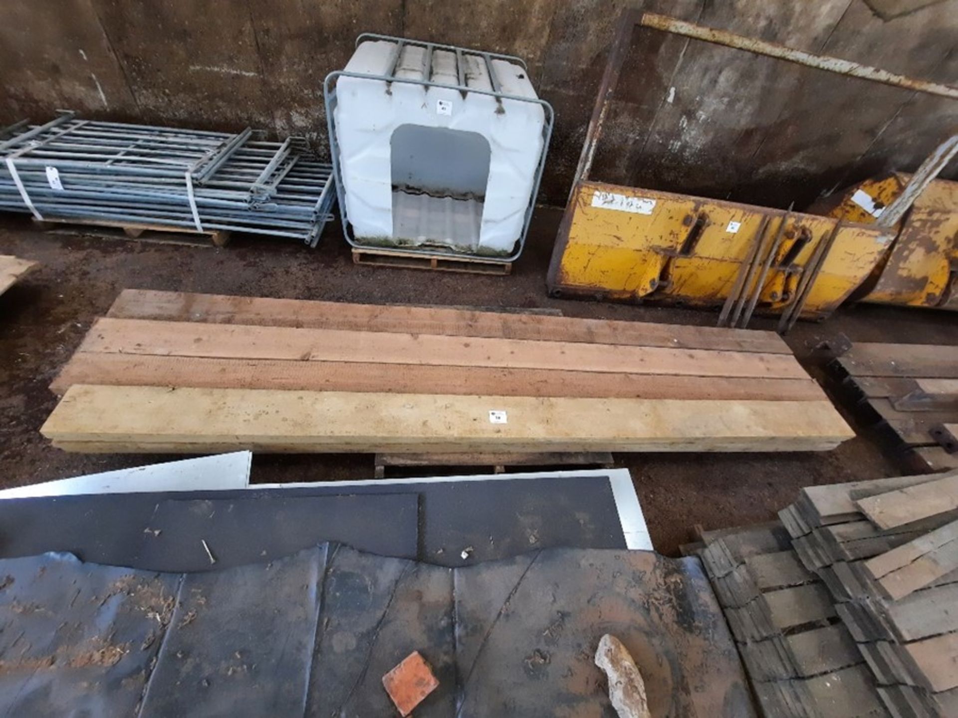 10 x Timber scaffold boards
