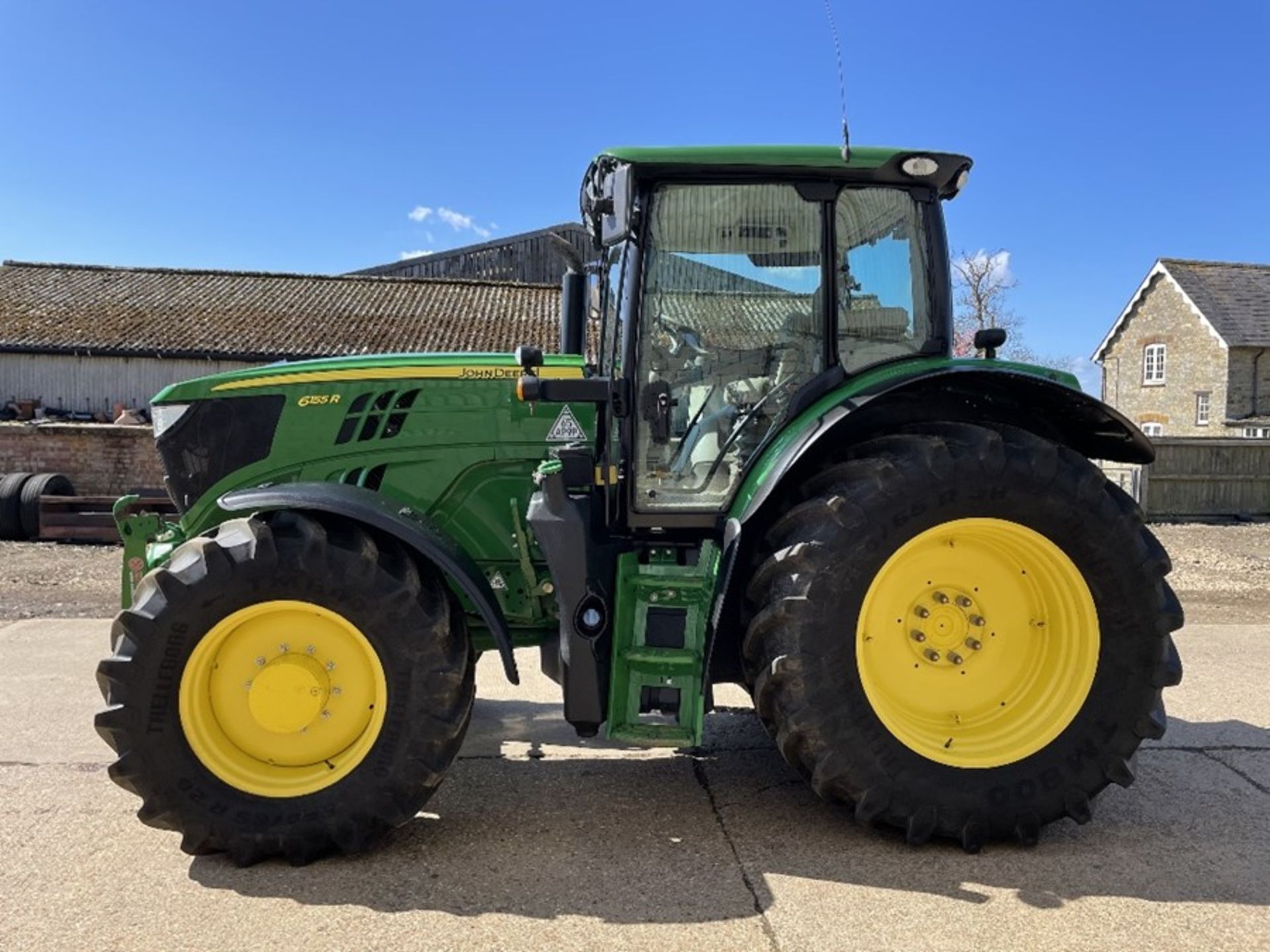 2017 John Deere 6155R tractor - Image 5 of 17