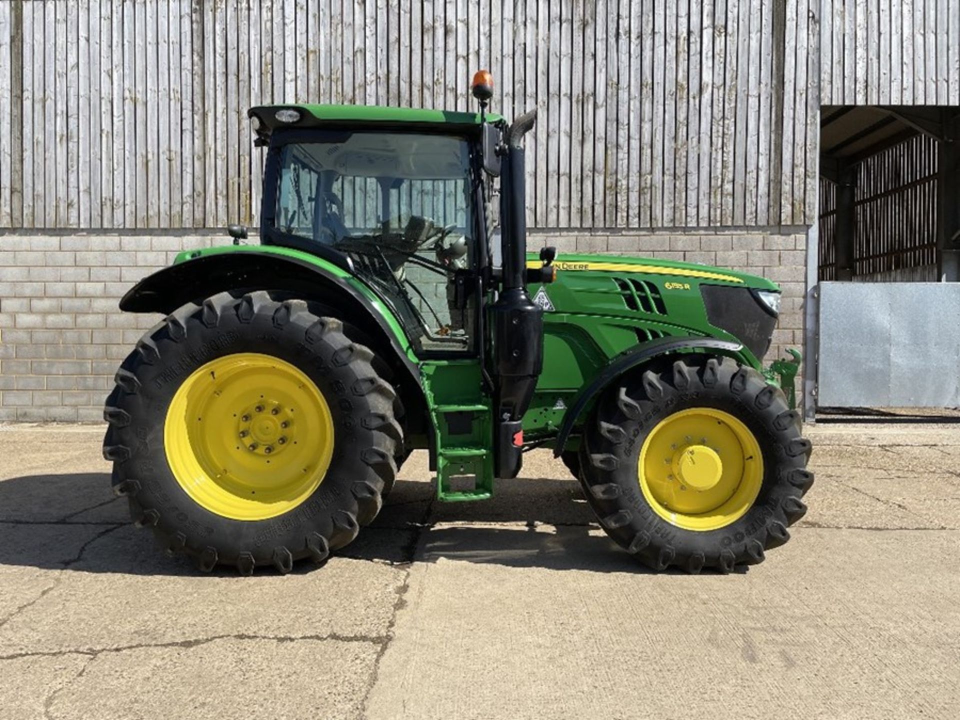 2017 John Deere 6155R tractor - Image 2 of 17