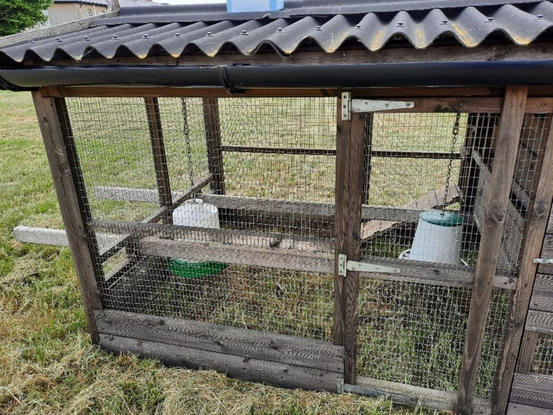 Smiths Sectional Mini Thicket Poultry House - Image 2 of 5