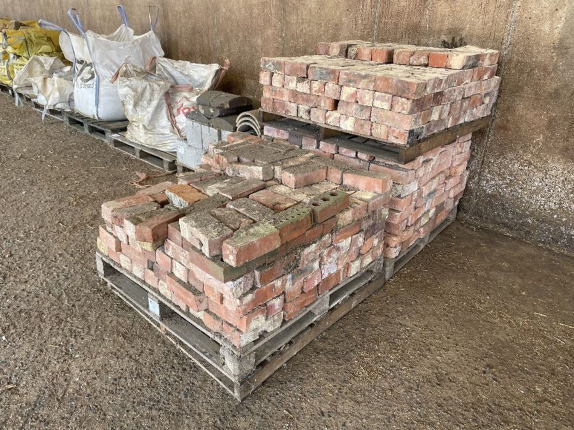 3 x Pallets red bricks - Image 2 of 3