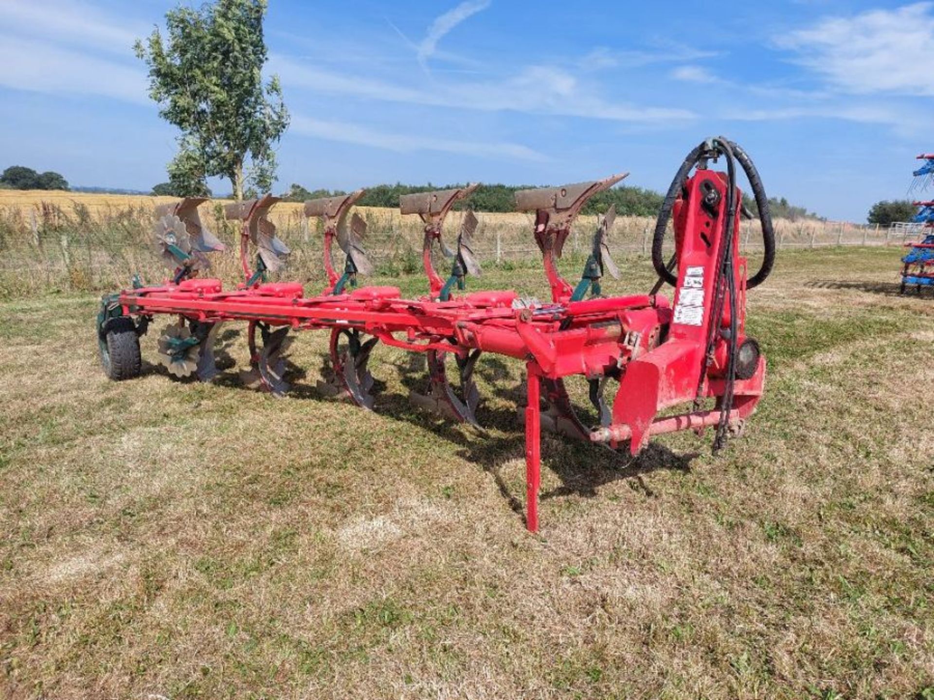 Vogel & Noot c-plus XS950 ST Vario 5 furrow plough - Image 2 of 3