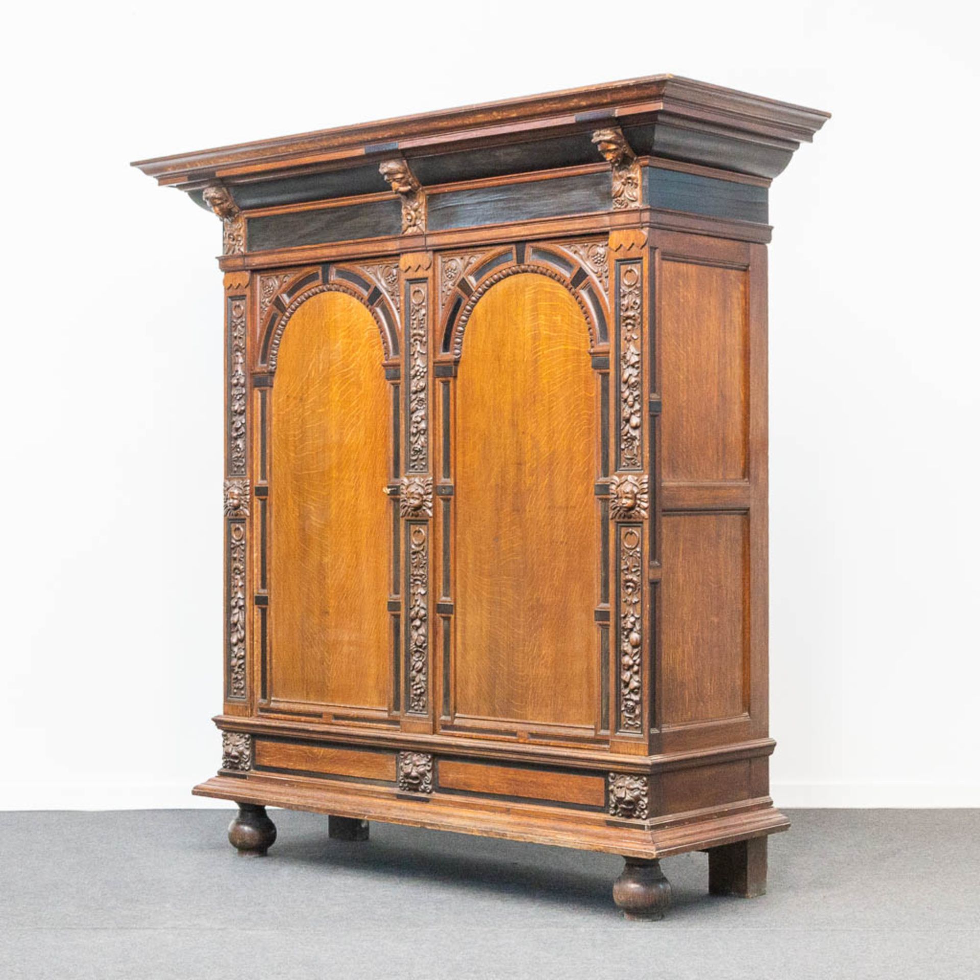 A portal cabinet, made un Utrecht, and made of oak combined with ebony, 19th century. - Bild 14 aus 22