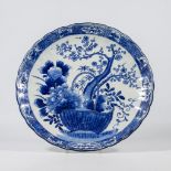 A display plate in export porcelain, with blue and white decor