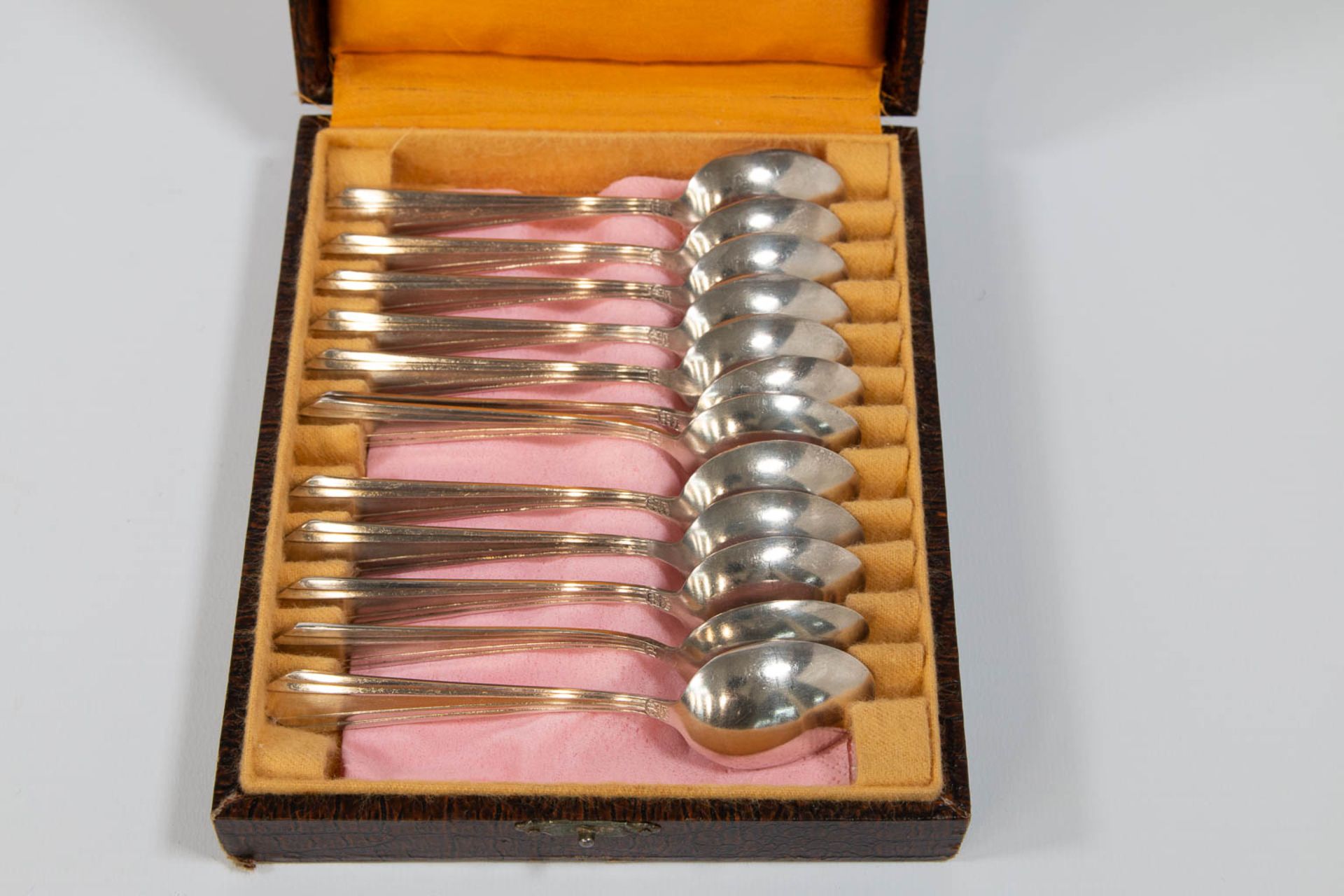 A 84-pieces Solingen Silver Plated Cuttelery set in storage case + 12 silver plated spoons - Bild 19 aus 26