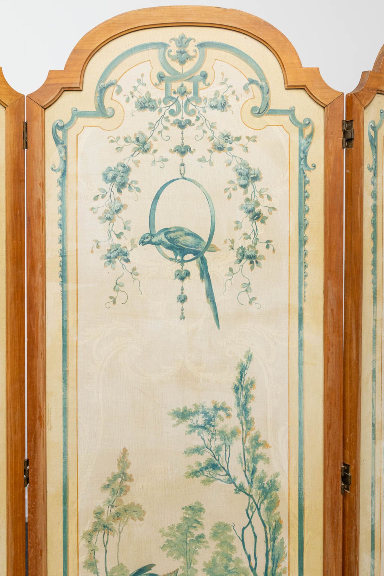 A hand painted folding screen / Room Divider with birds and landscapes - Bild 13 aus 21