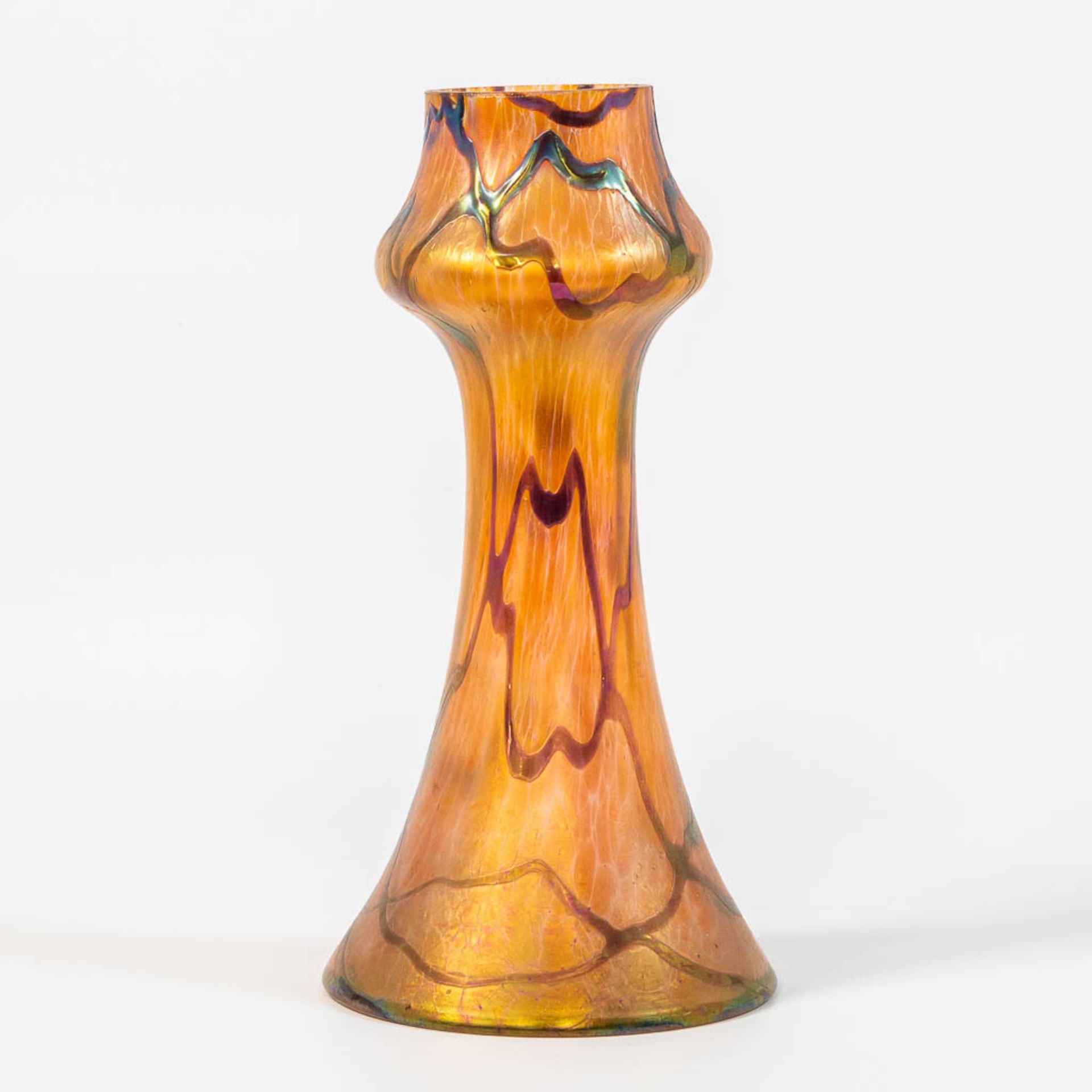Johann LOETZ (1880-1940) A Pate de verre vase in art nouveau style, 1900s - Image 5 of 8
