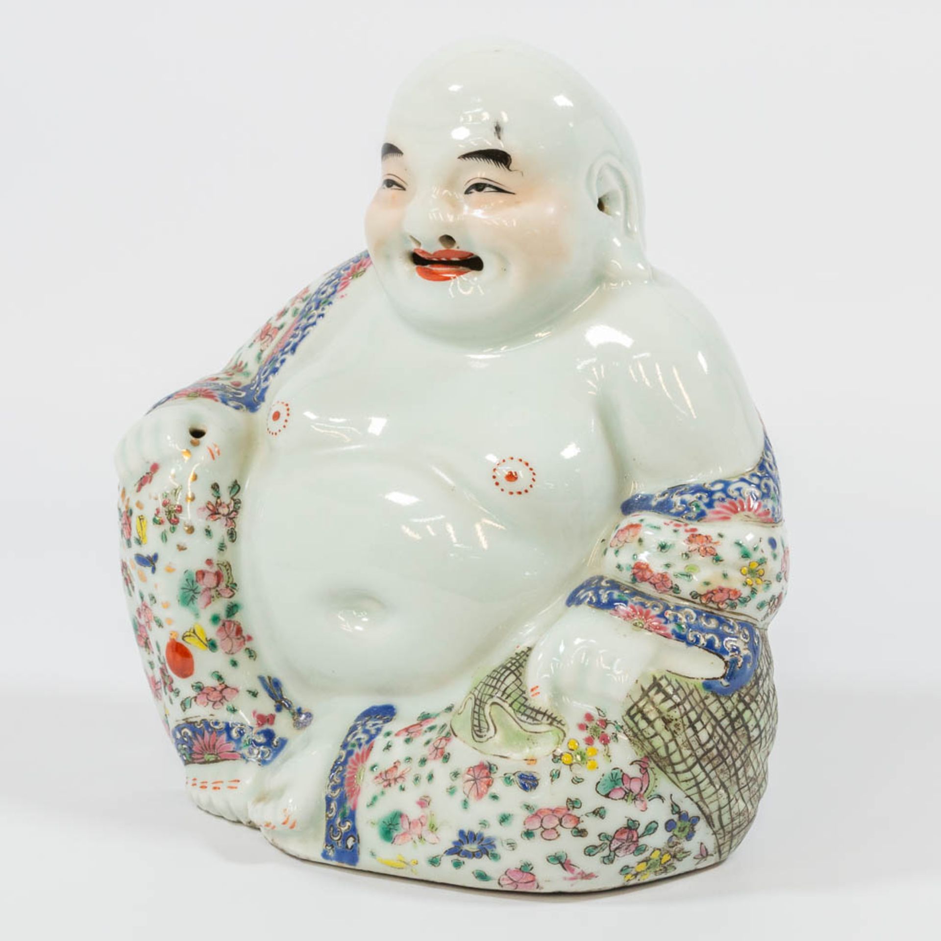 A Chinese laughing buddha, made of porcelain. - Image 8 of 27