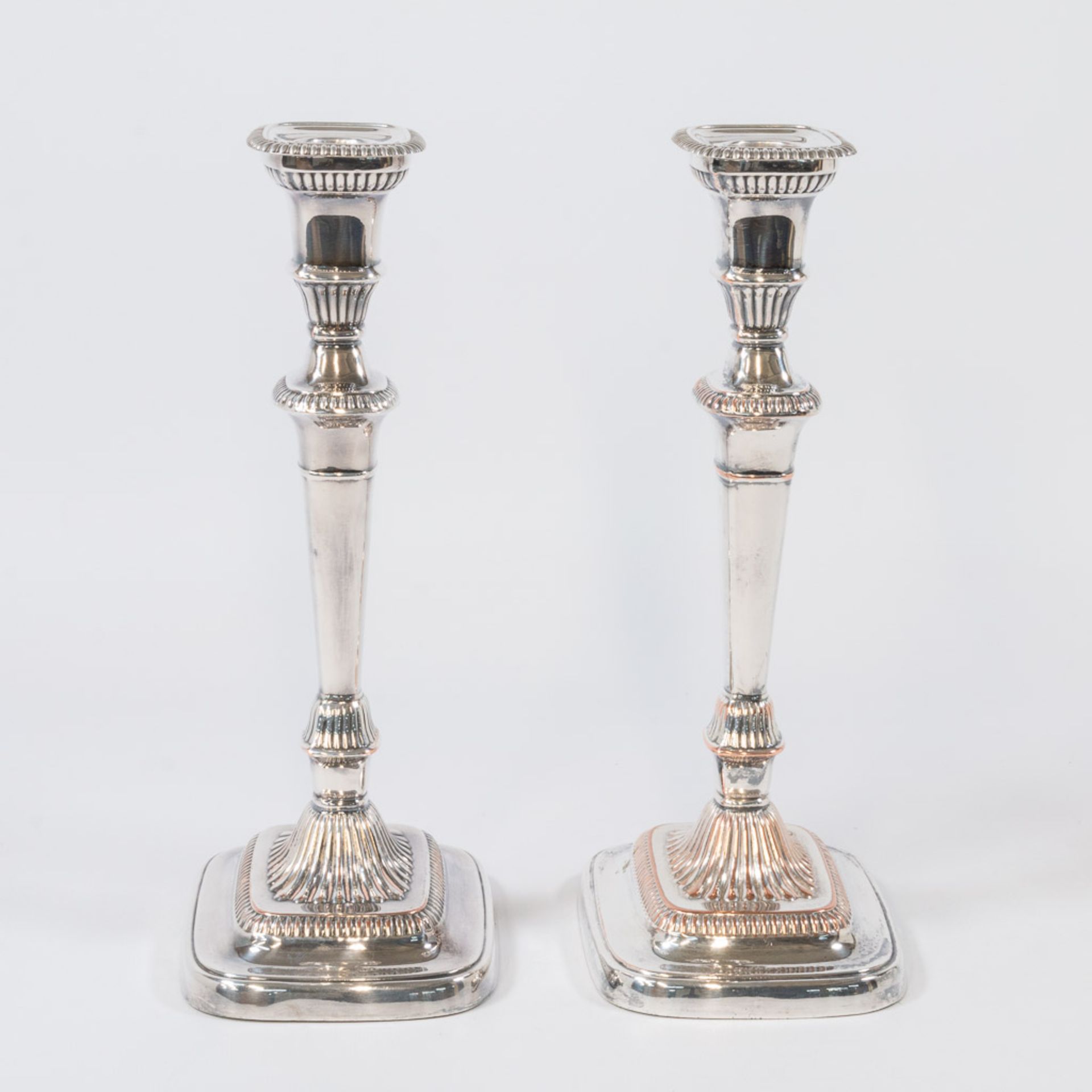 Pair of silver-plated candelabra - Bild 7 aus 31