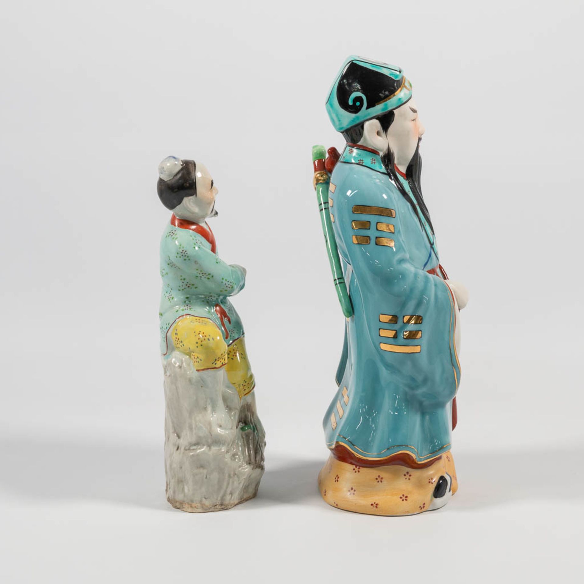 A Collection of 4 Chinese immortal figurines, made of porcelain. - Image 2 of 25