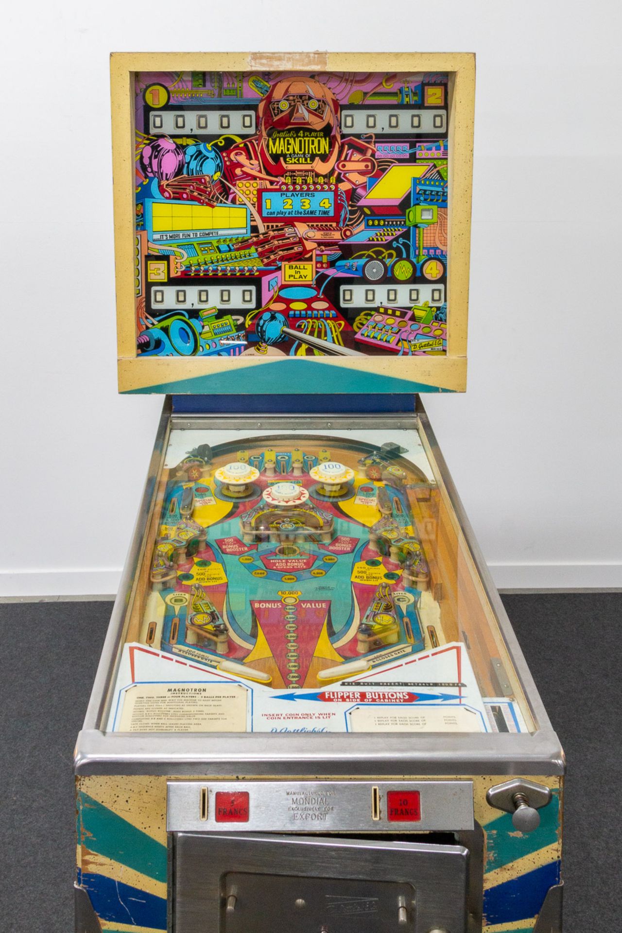 A Gottlieb and Co. 'Magnotron' Pinball machine, in working condition. Made in the USA. - Bild 25 aus 32