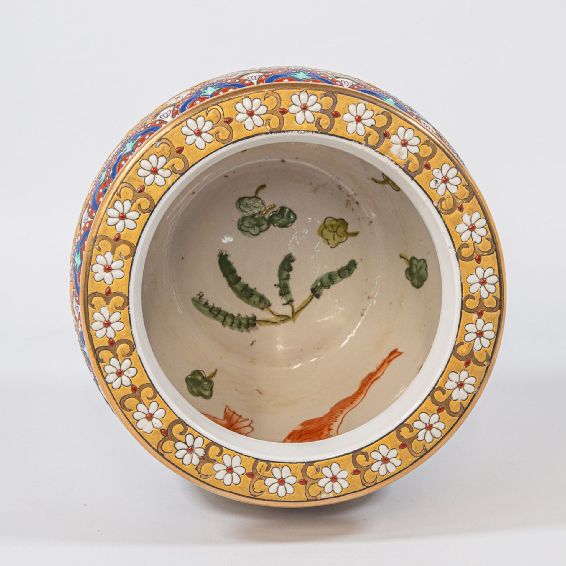 A Chinese fish bowl, marked Tonghzi. - Image 13 of 26