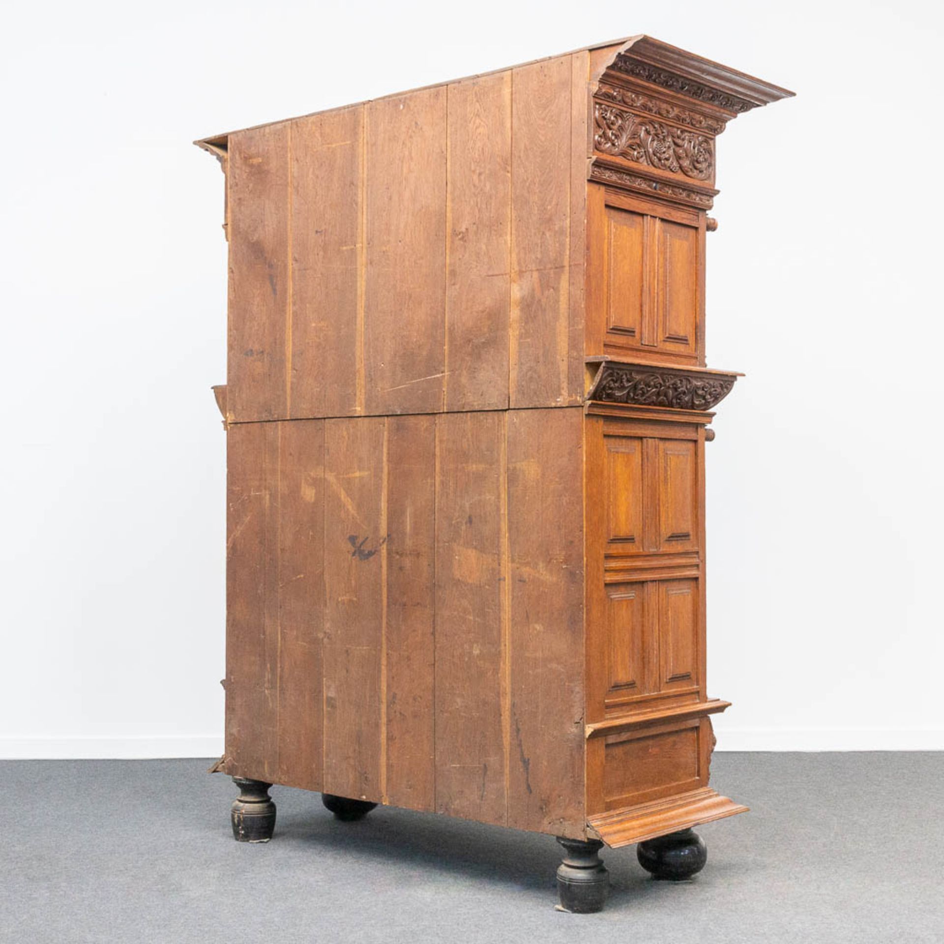 A cabinet, made in Flemish renaissance style, oak with fine sculptures, 19th century. - Image 5 of 27