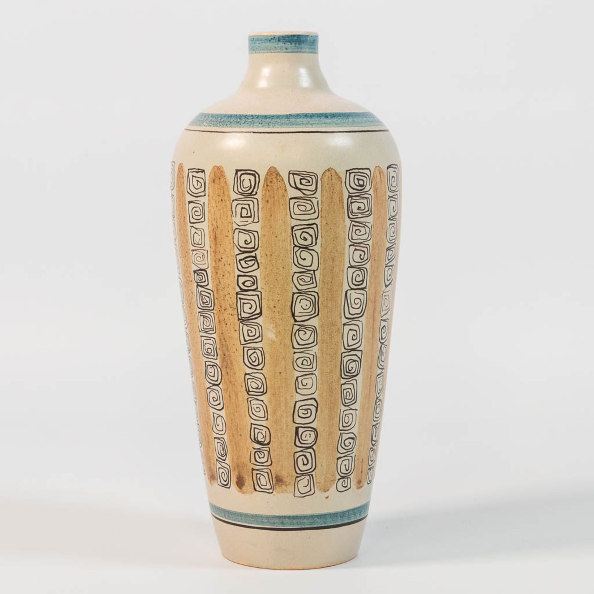 Rogier Joseph VANDEWEGHE (1923-2020) Early Perignem vase with hand-painted decor. 1950-1960.