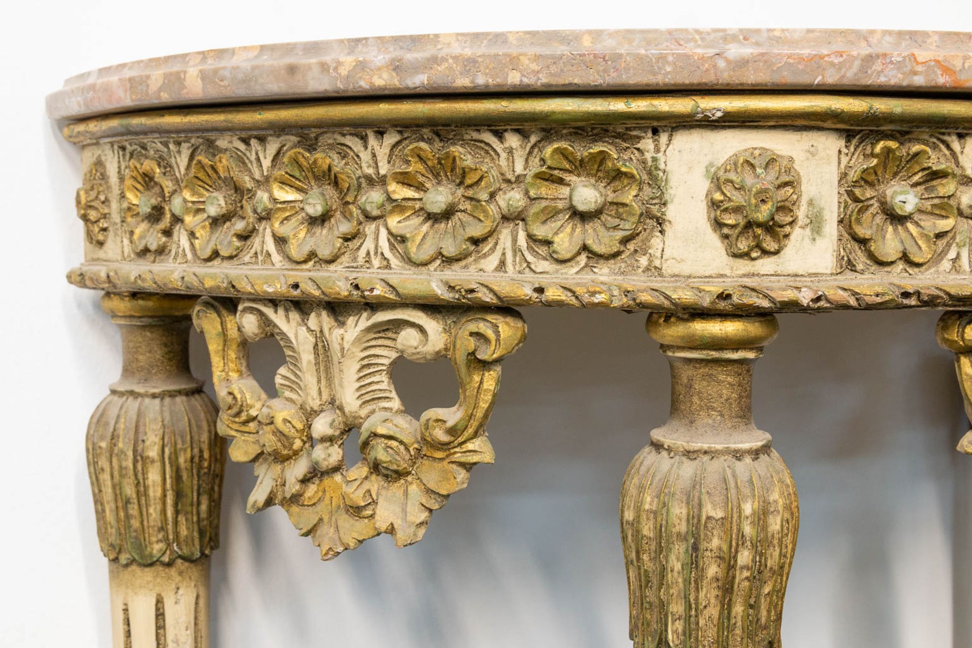 A Louis XVI style console table with marble top and sculptured wood decorations. - Image 7 of 12