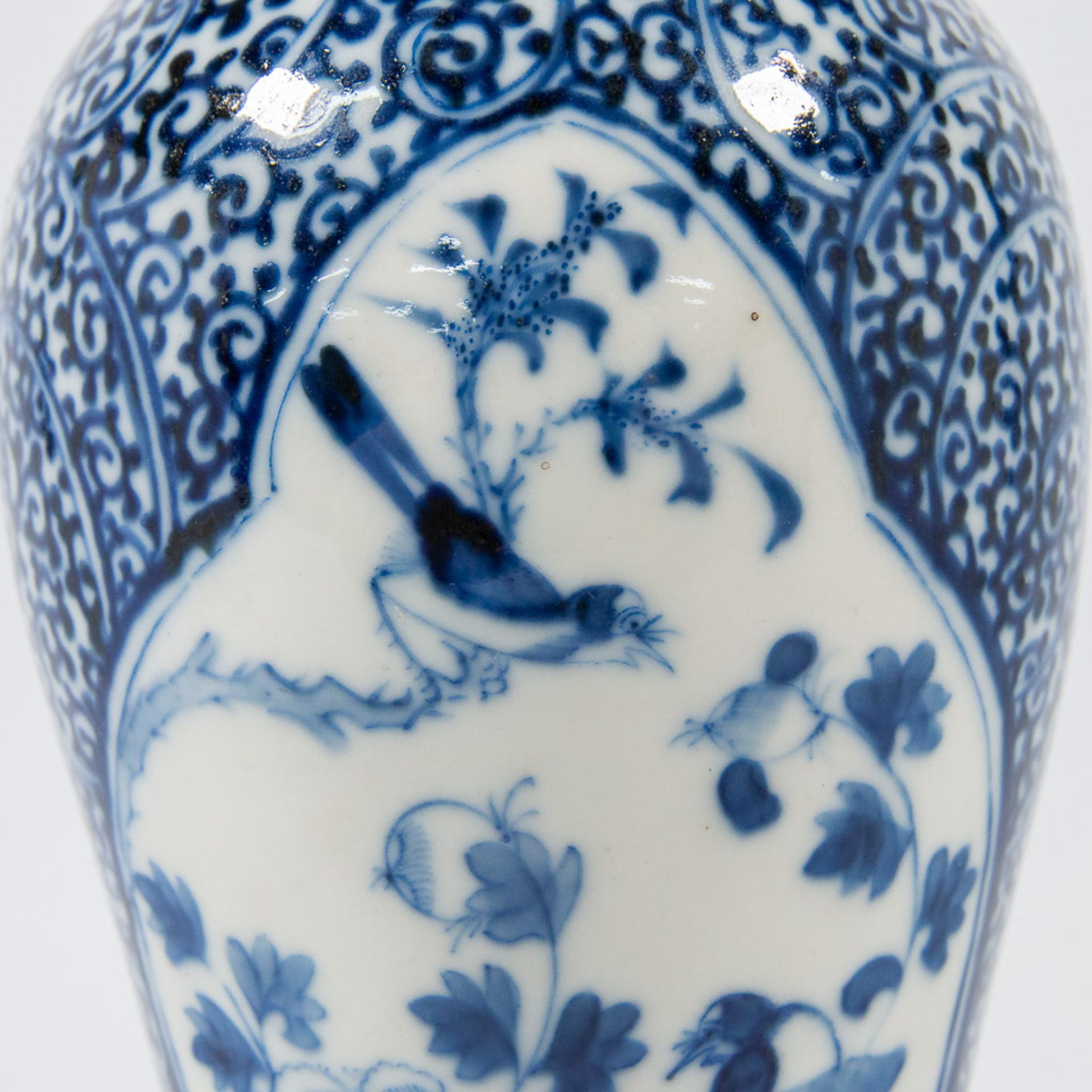 A Chinese vase, blue and white, marked Kangxi. - Image 31 of 32