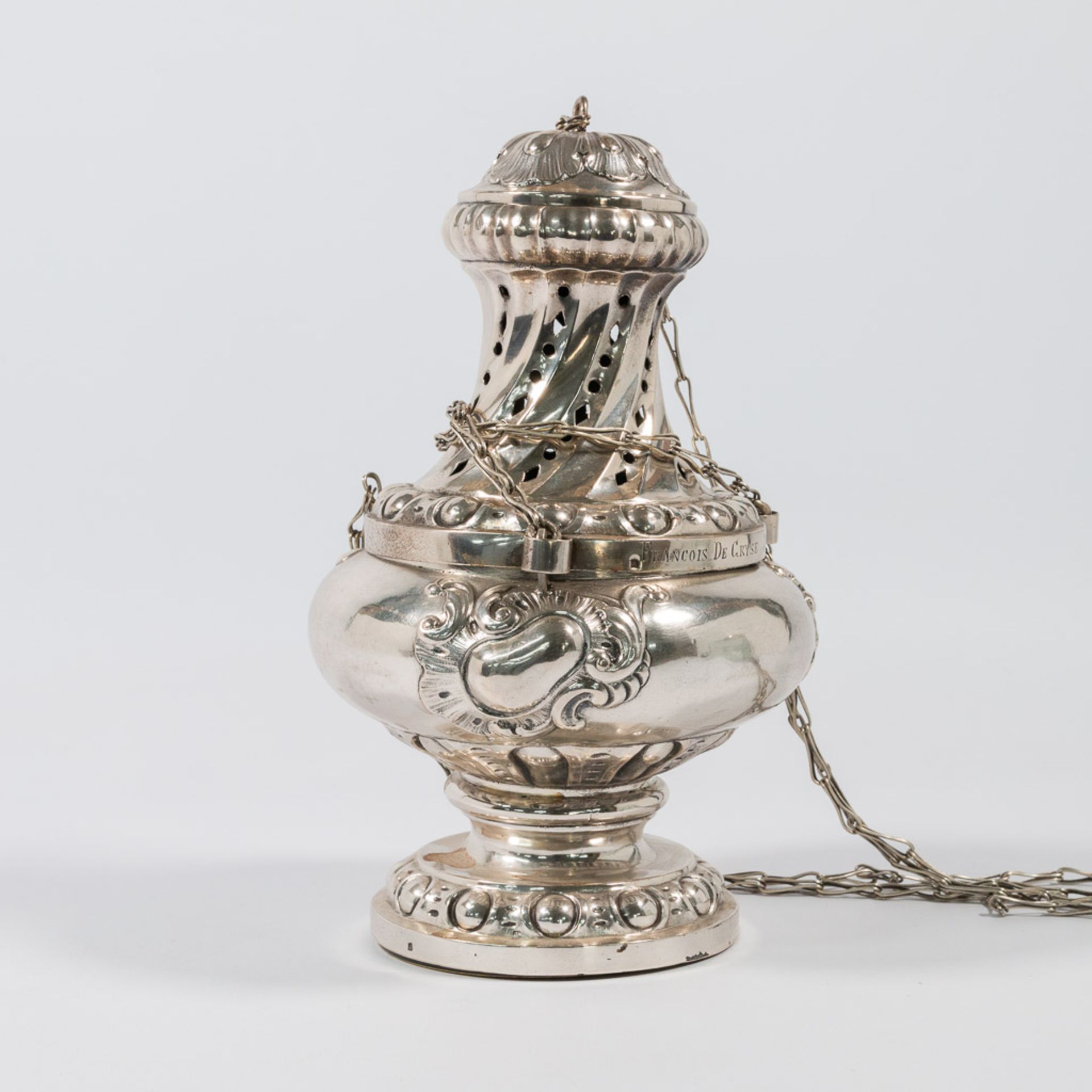 A silver Insence burner and Insence jar. - Image 16 of 39