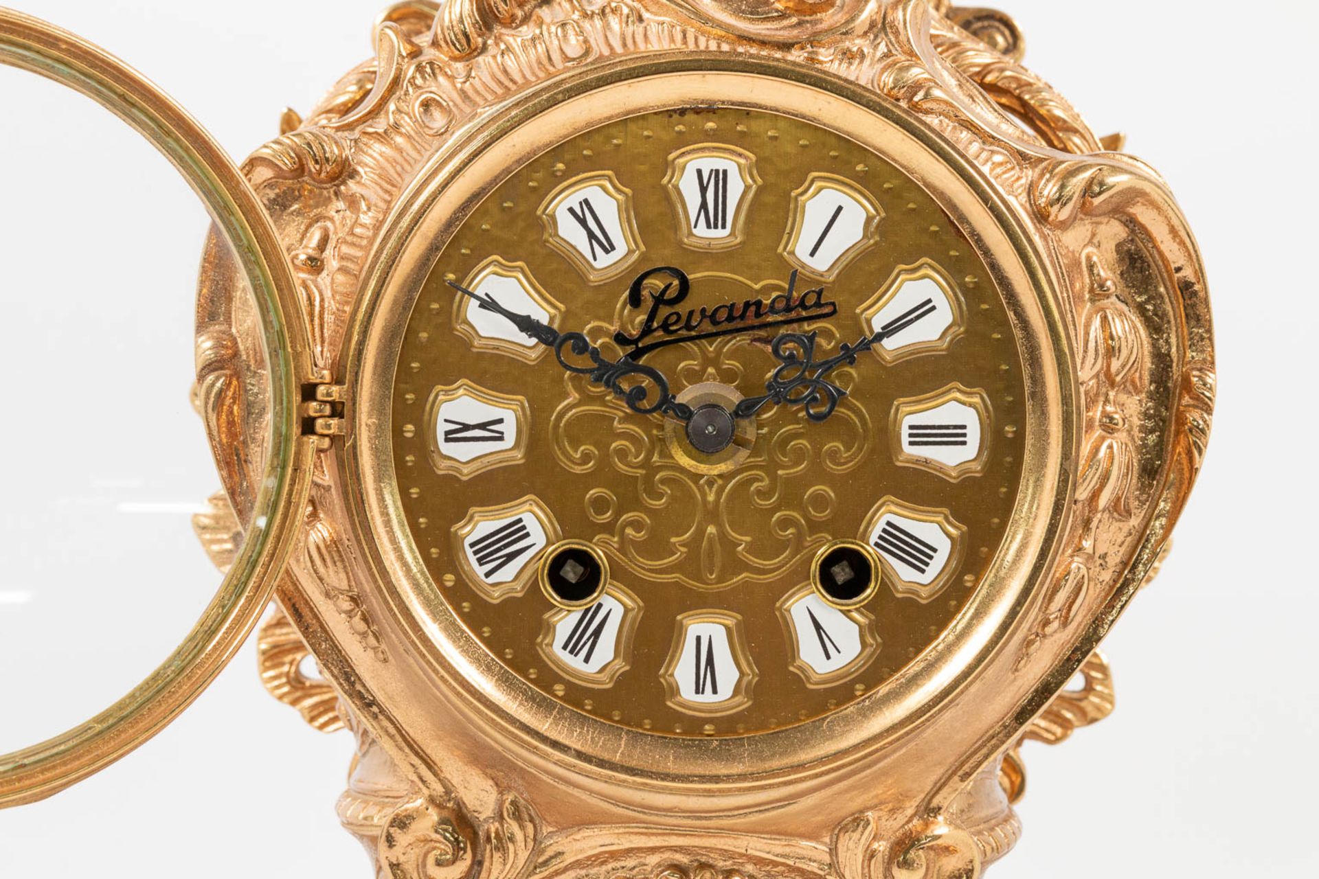 A vintage bronze clock 'Pevanda' with mechanical movement, made around 1970. - Image 18 of 19