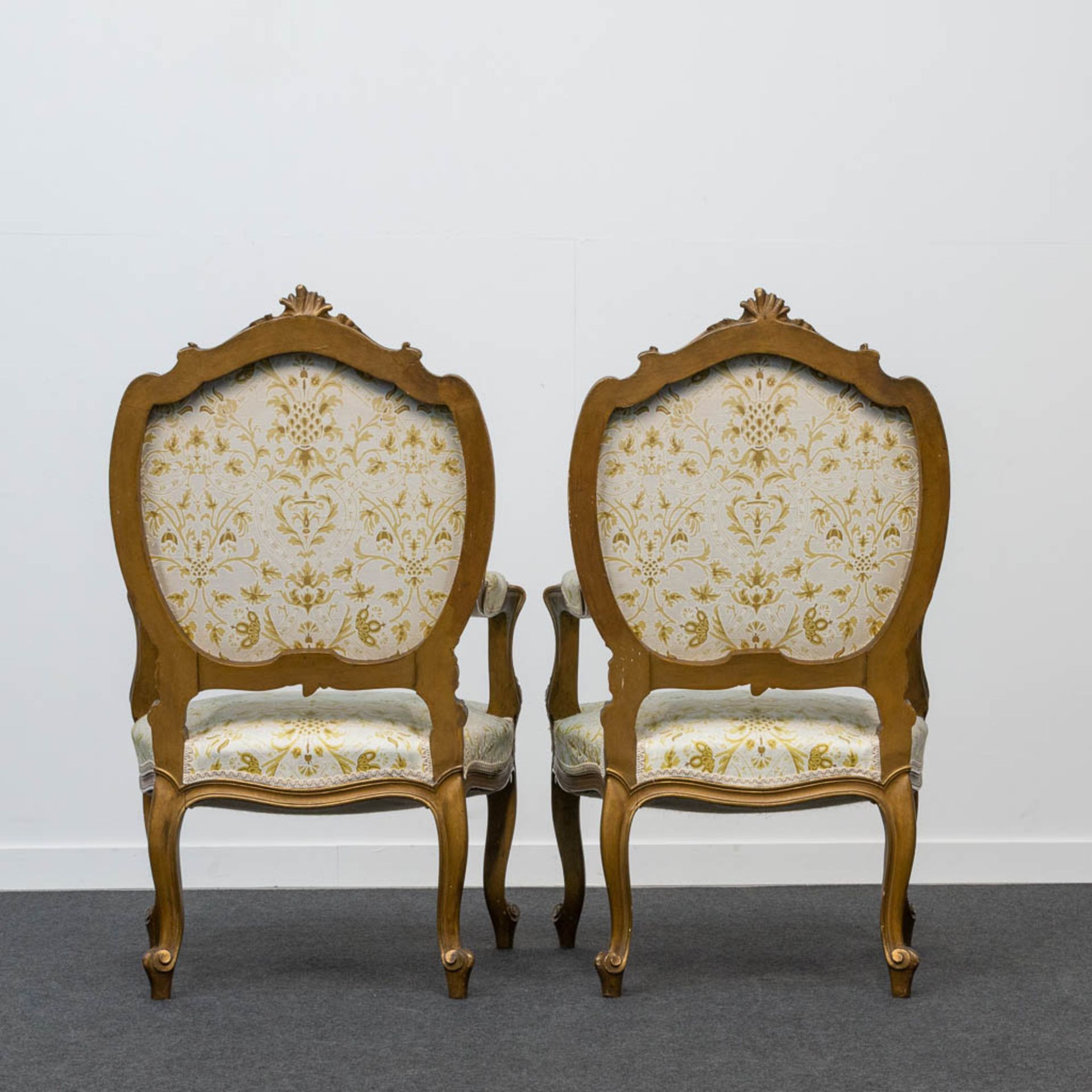 A pair of Louis XV style armchairs - Image 5 of 16