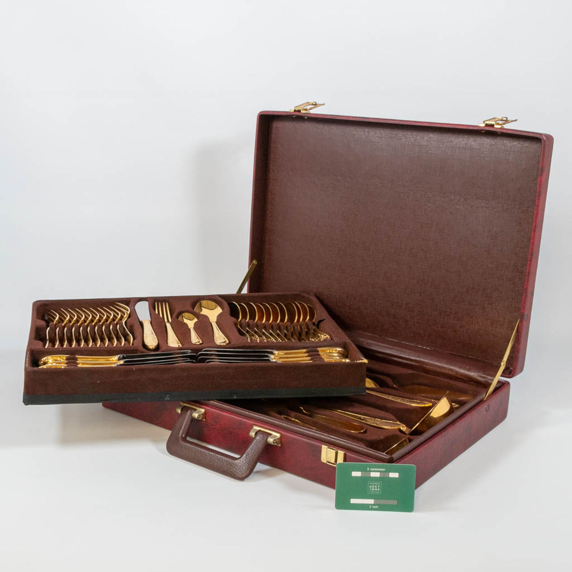 A gold-plated cuttlery set, made by Solingen in Germany. Inox 18/10 gold-plated 23 karat. - Bild 4 aus 23