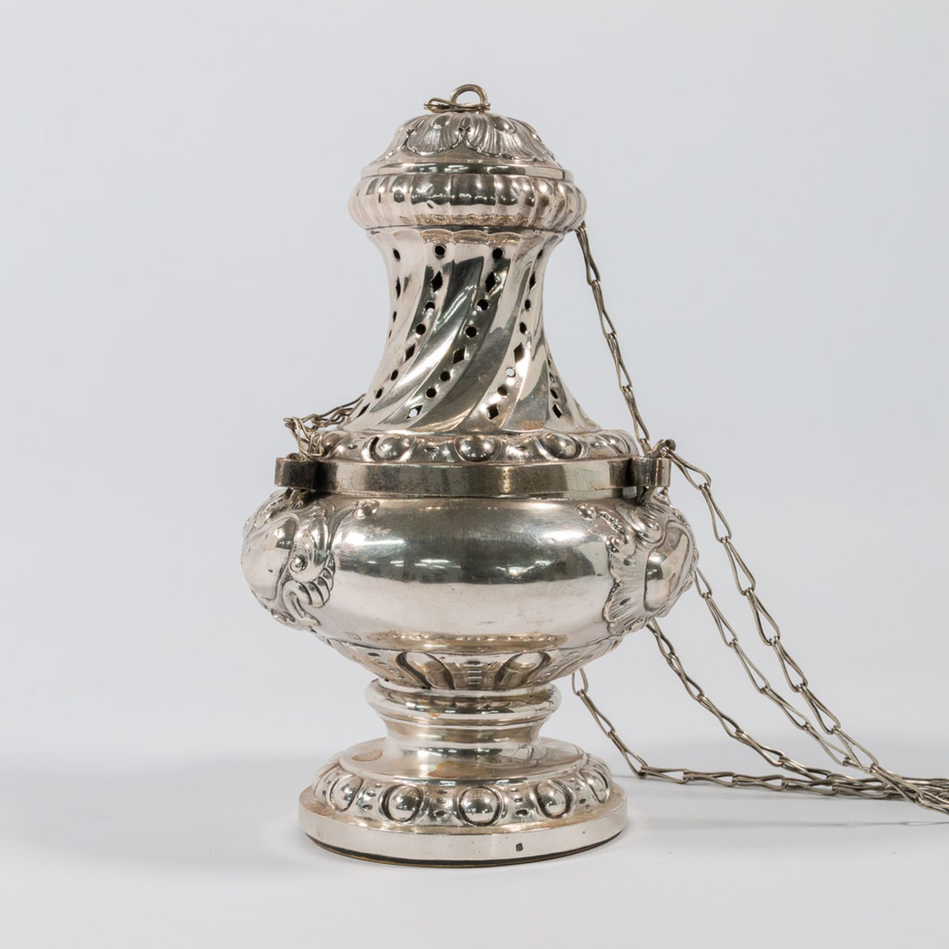 A silver Insence burner and Insence jar. - Image 25 of 39