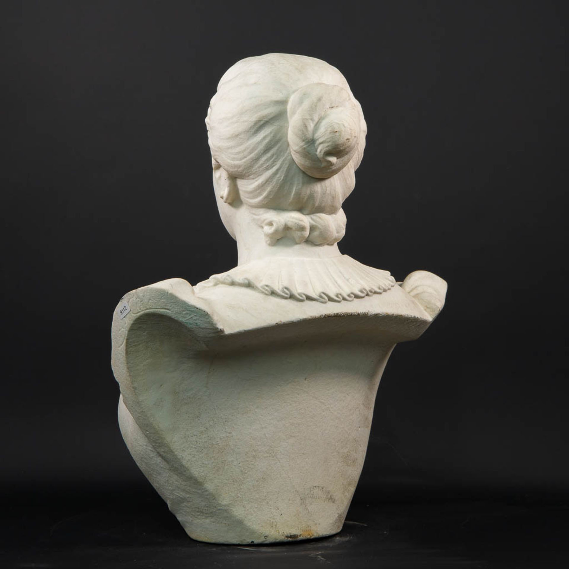 A Large bust sculptured from white Carrara marble illegibly marked on the left shoulder. - Bild 6 aus 17