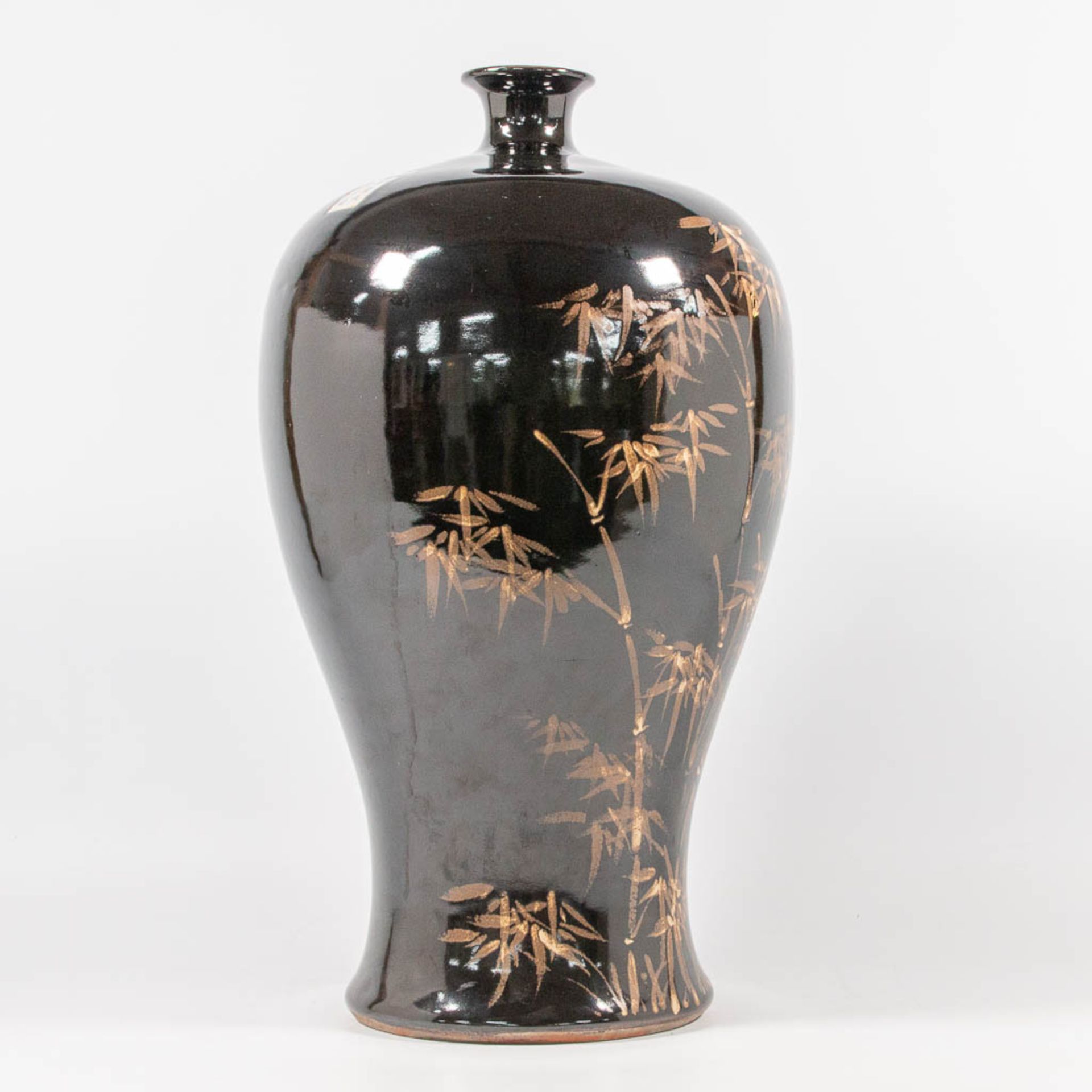 An Asian Vase with black and gold bamboo decor - Image 6 of 14