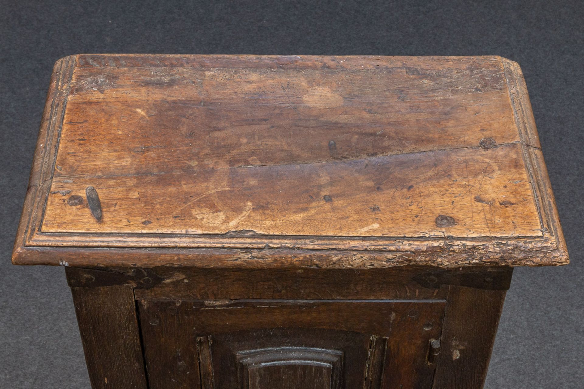 A One door cabinet, oak. - Image 16 of 25