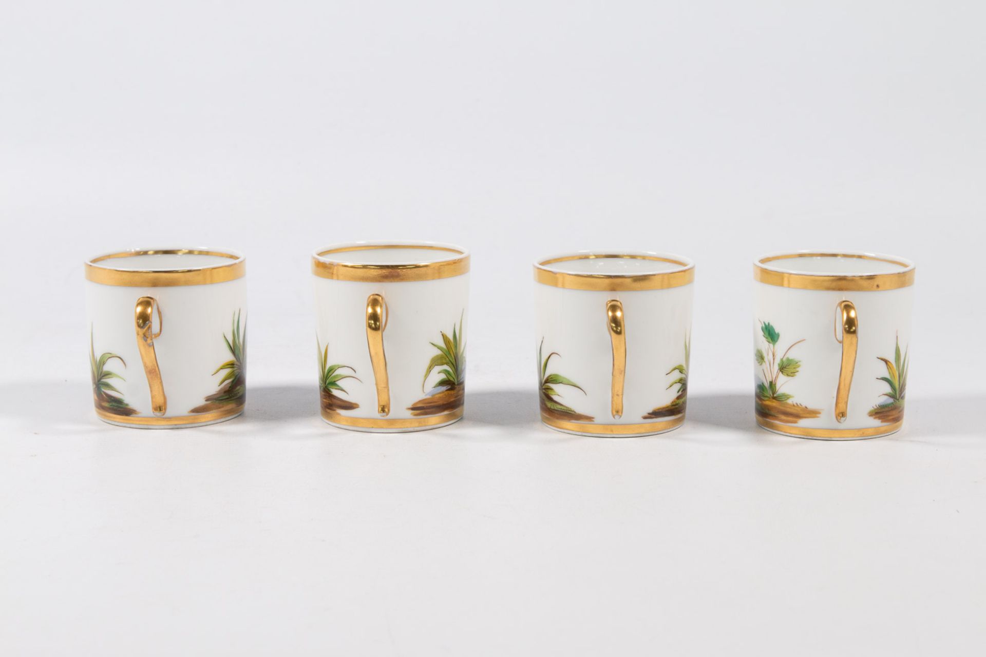 A Complete 'Vieux Bruxelles' coffee and tea service made of porcelain. - Image 13 of 53