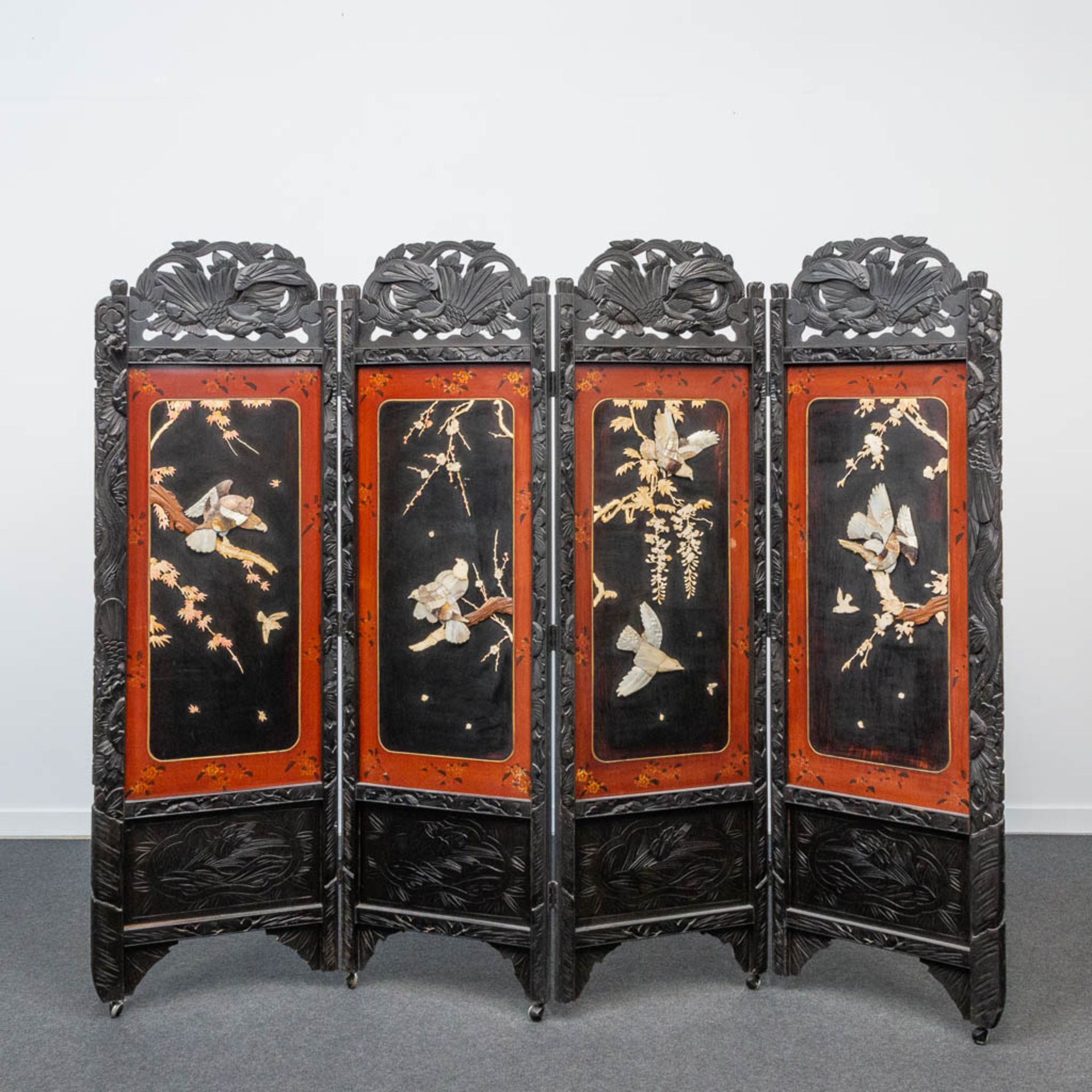 A Chinese hardwood folding screen / Room divider with stone birds decorations - Image 9 of 19