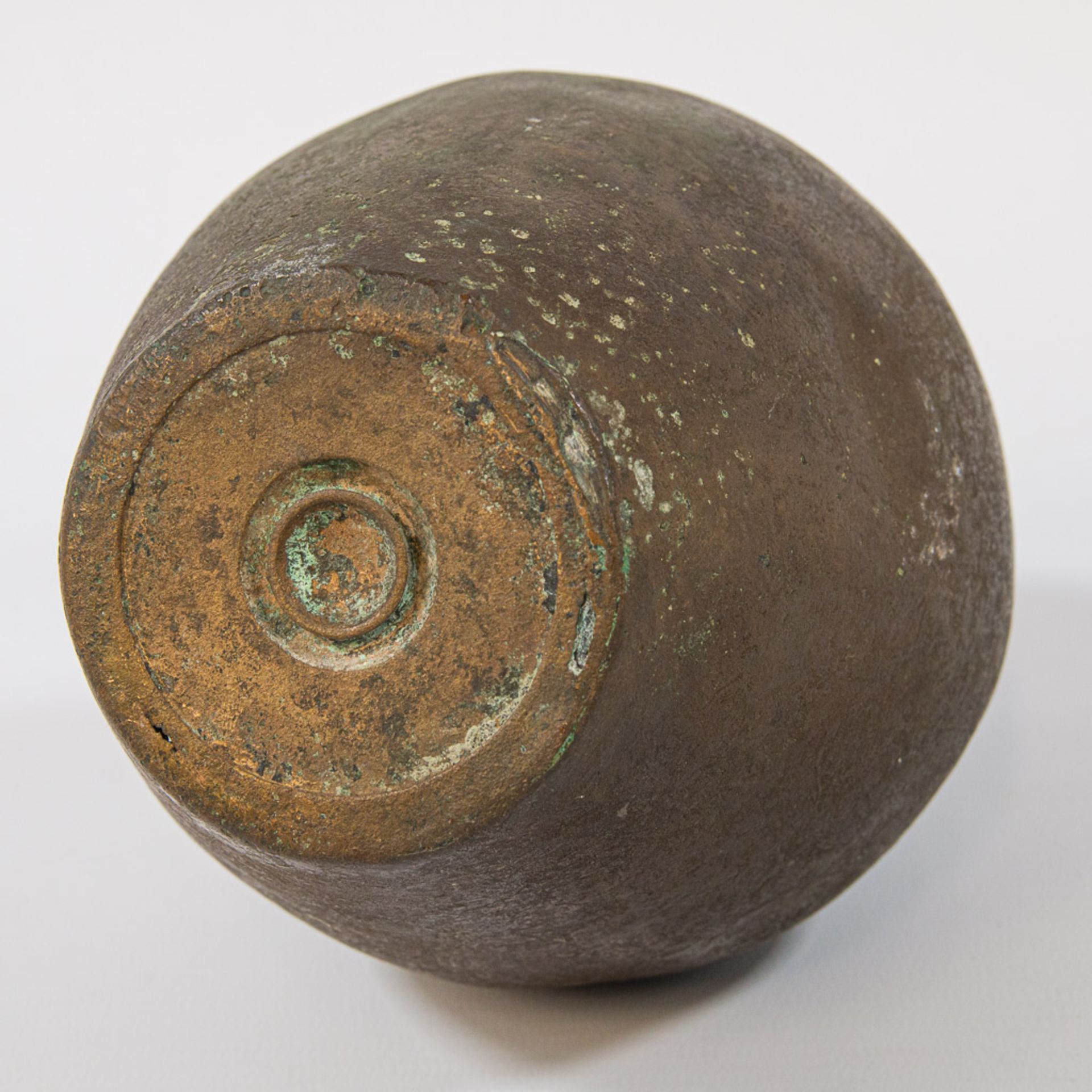 A Roman bronze jar, 1st-2nd century. - Image 10 of 14