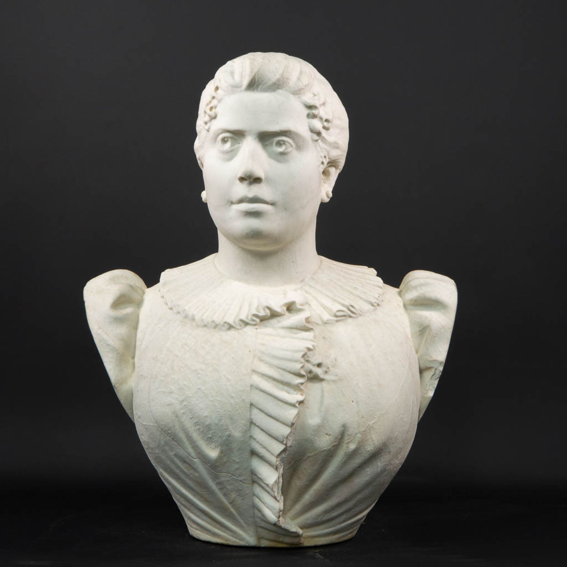 A Large bust sculptured from white Carrara marble illegibly marked on the left shoulder. - Bild 10 aus 17