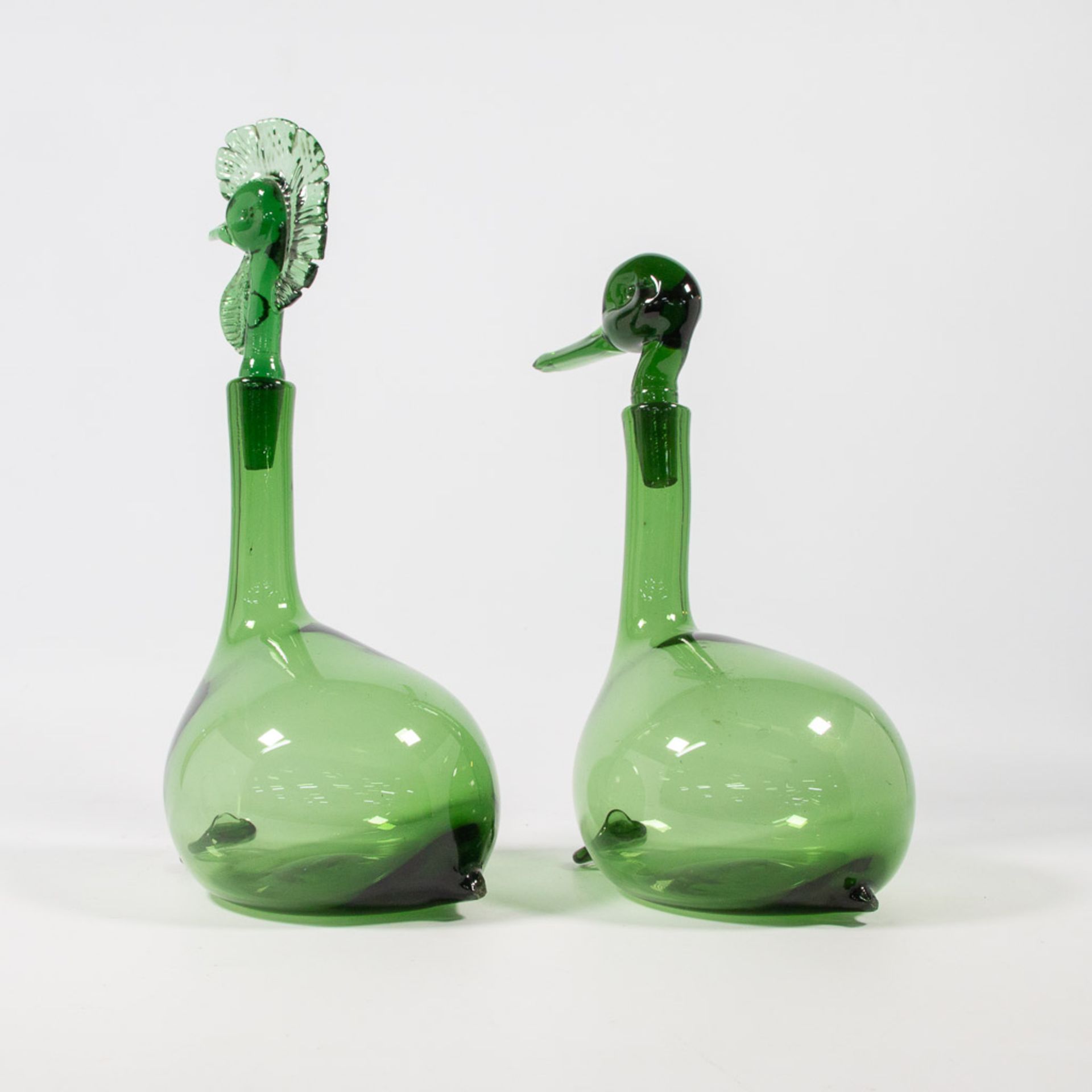An Empoli Glass Rooster and Duck Decanter - Image 4 of 15
